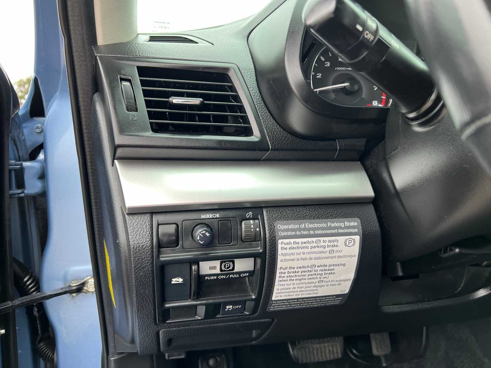 Thumbnail: 2011 Subaru Outback - 33