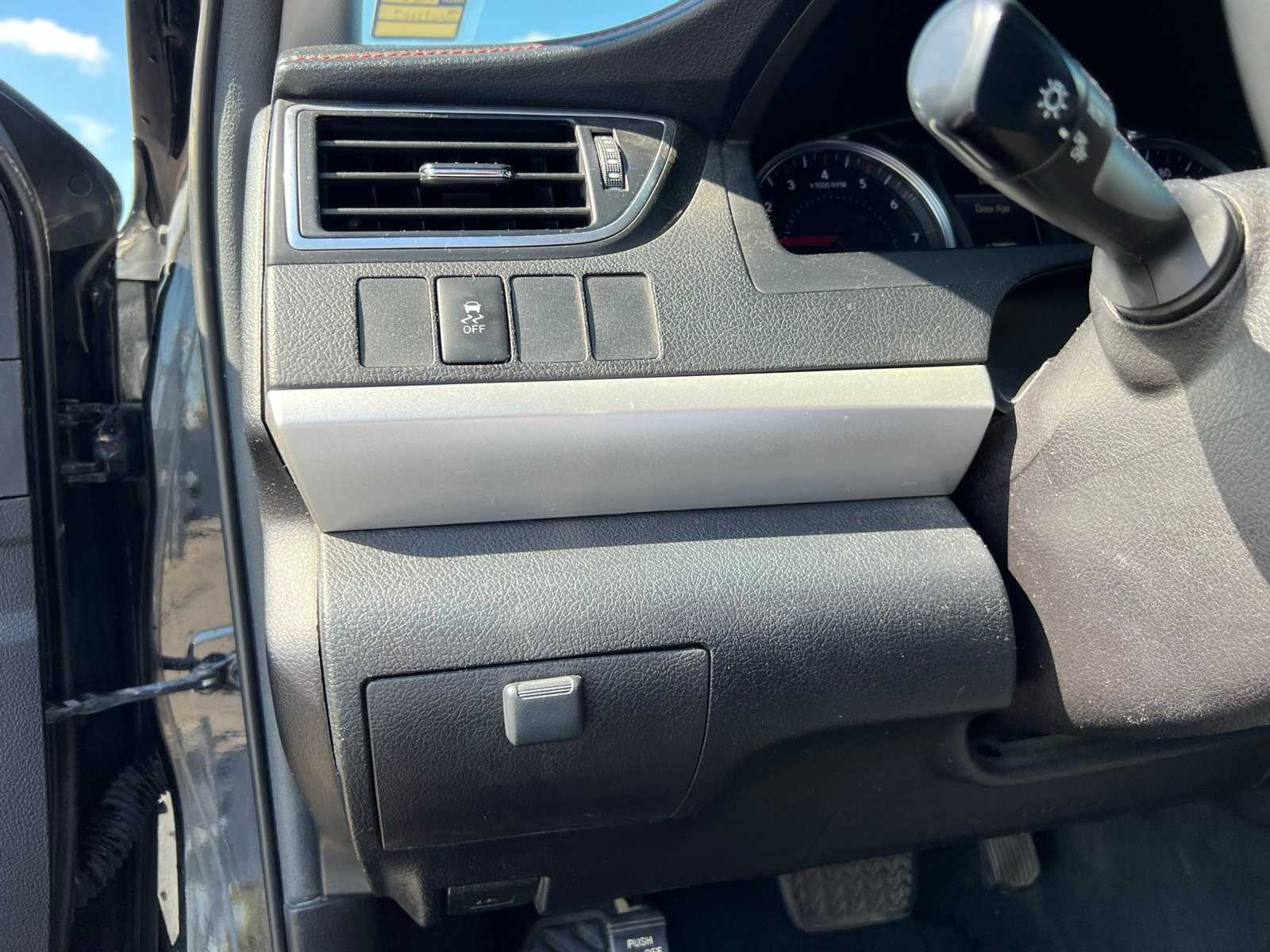 Thumbnail: 2017 Toyota Camry - 29