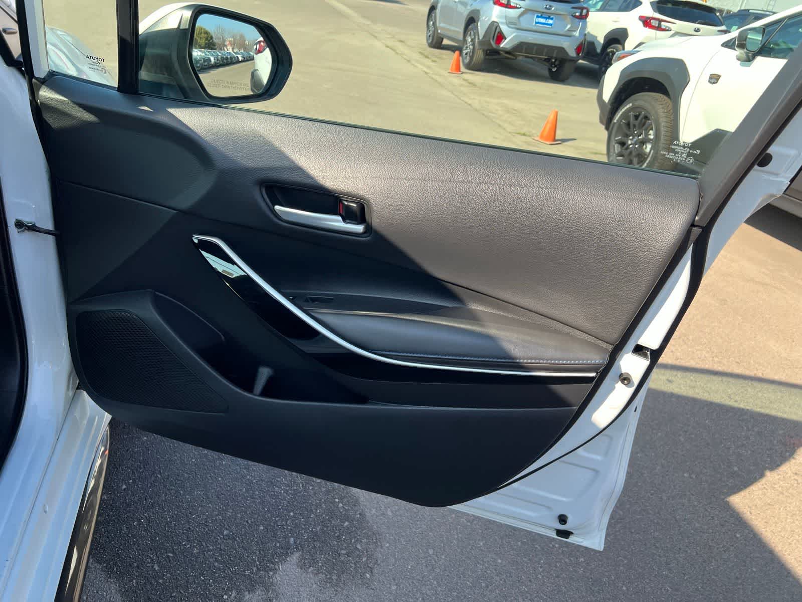 Thumbnail: 2021 Toyota Corolla - 28