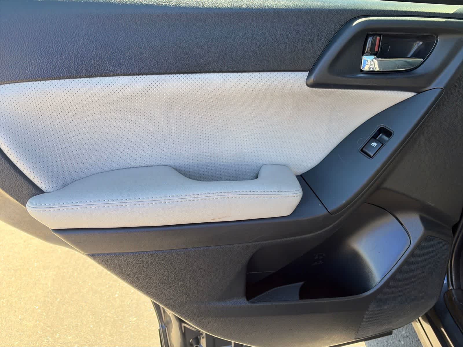 Thumbnail: 2015 Subaru Forester - 20