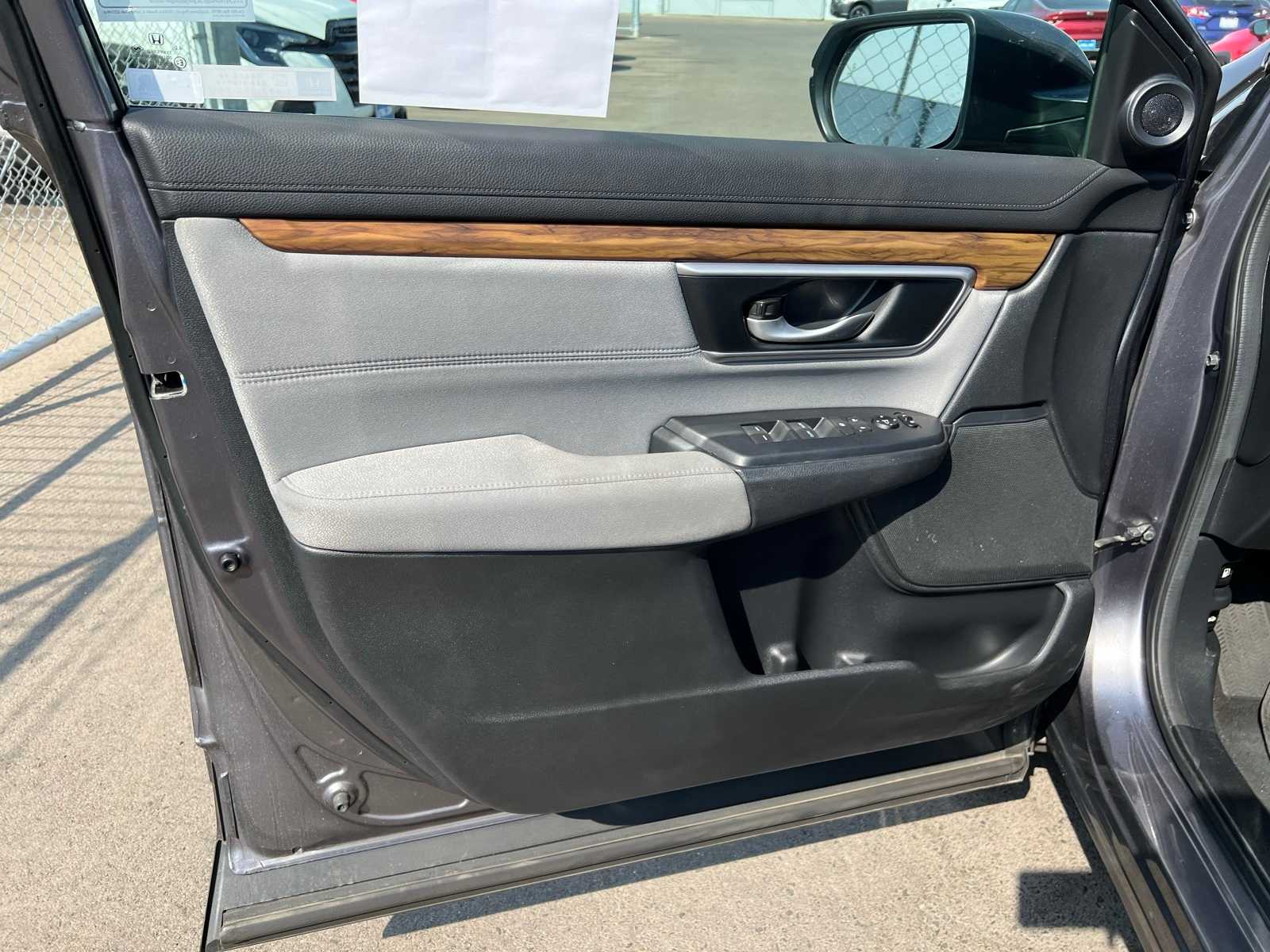 Thumbnail: 2019 Honda CR-V - 15