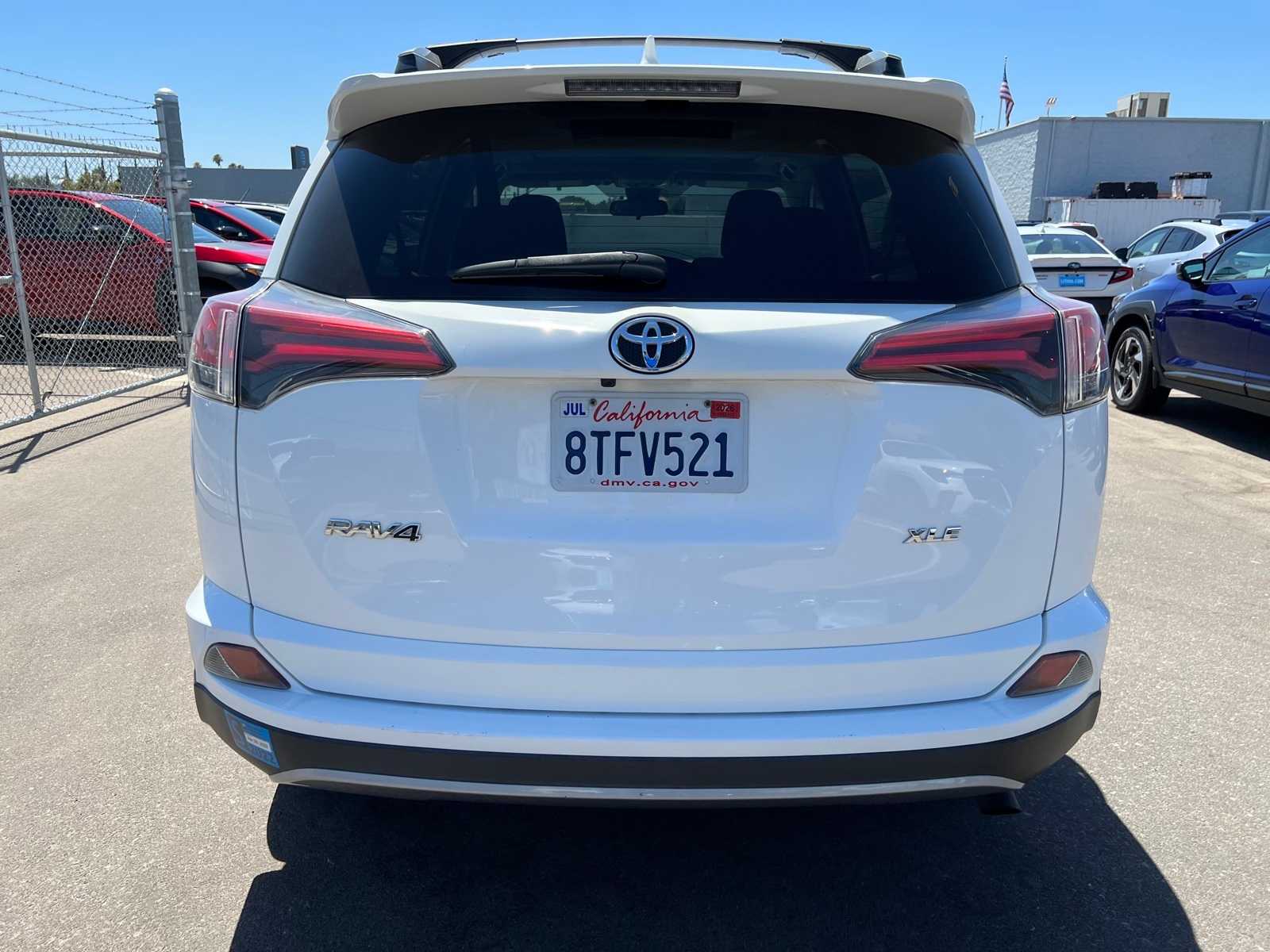 Thumbnail: 2017 Toyota RAV4 - 4