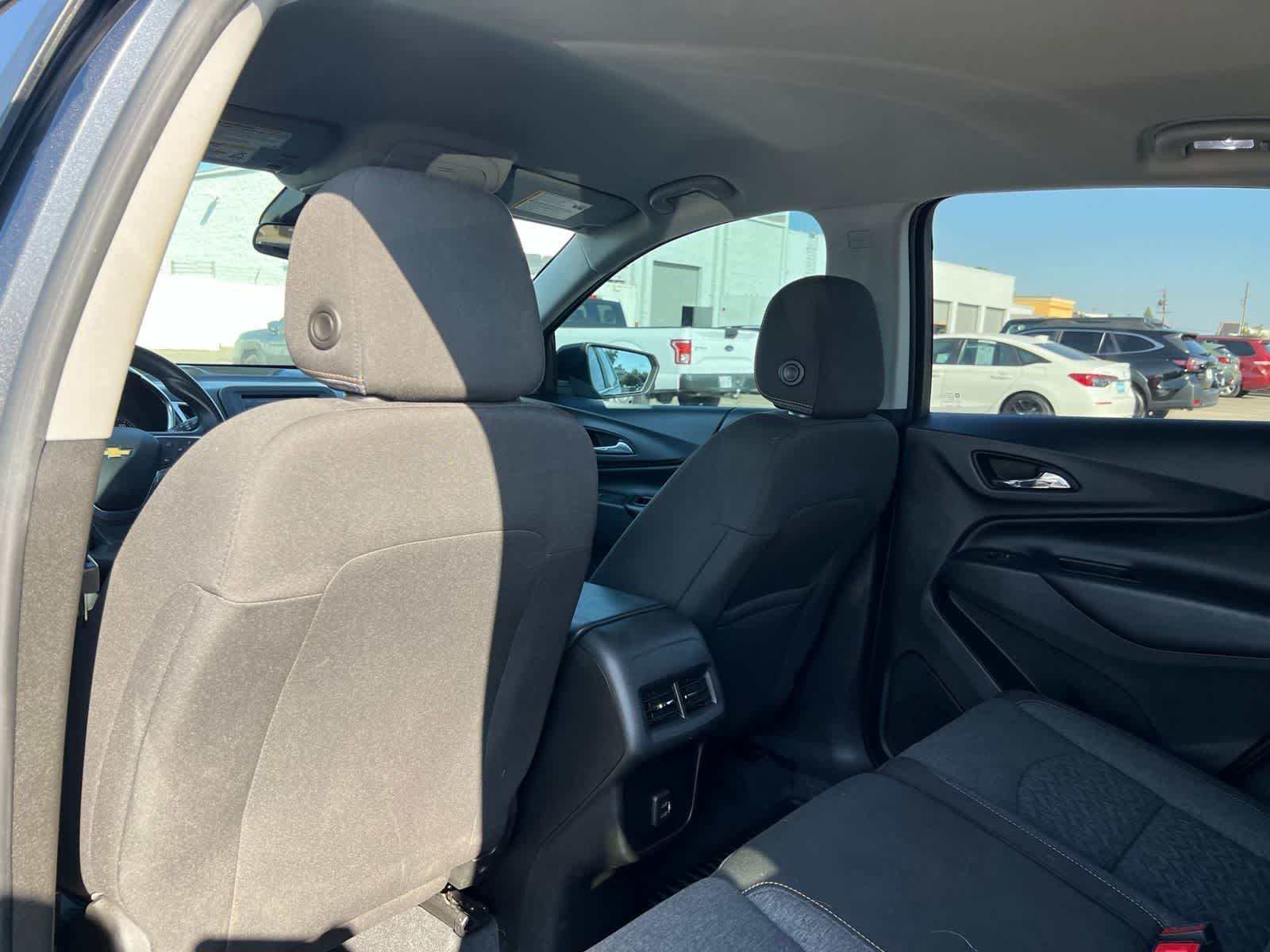 Thumbnail: 2022 Chevrolet Equinox - 18