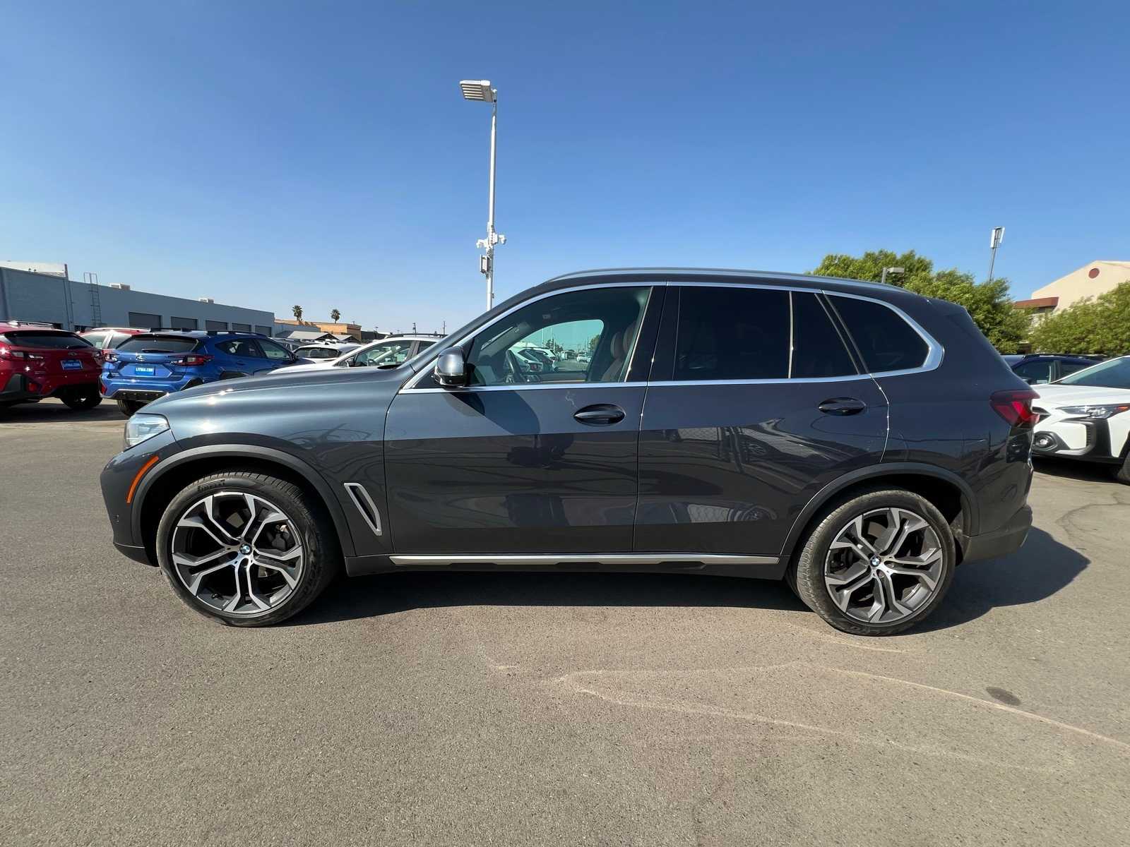 Thumbnail: 2022 BMW X5 - 2