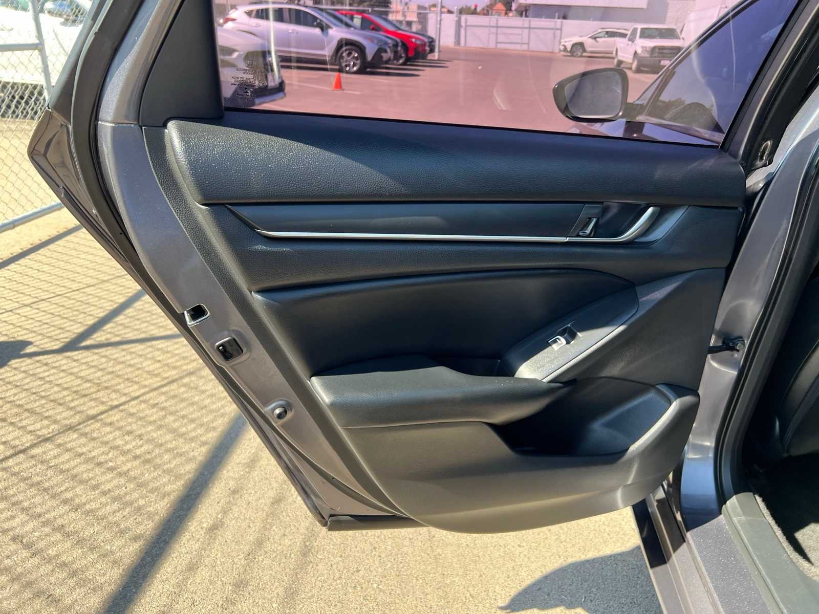 Thumbnail: 2018 Honda Accord - 20