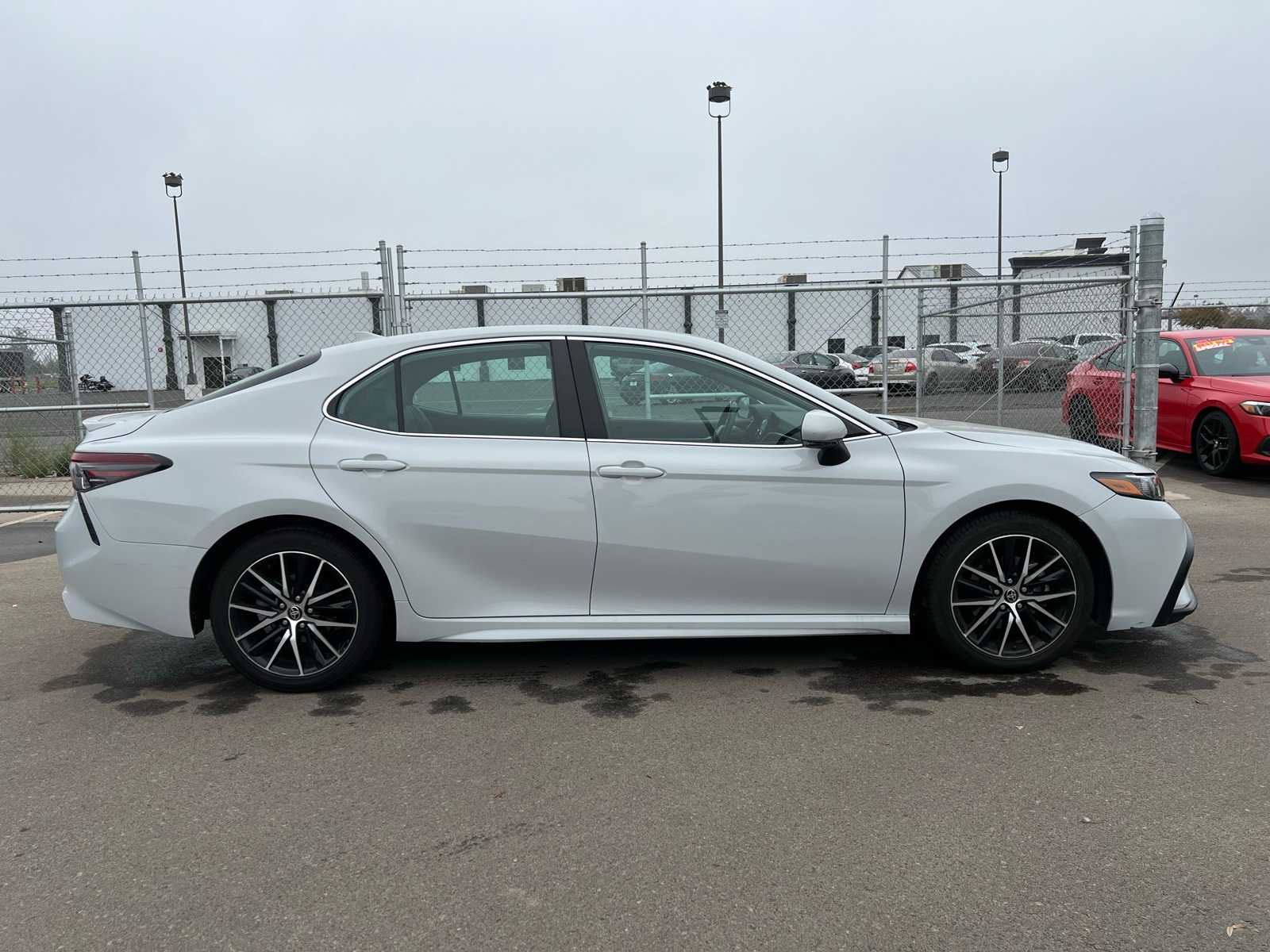 Thumbnail: 2023 Toyota Camry - 9