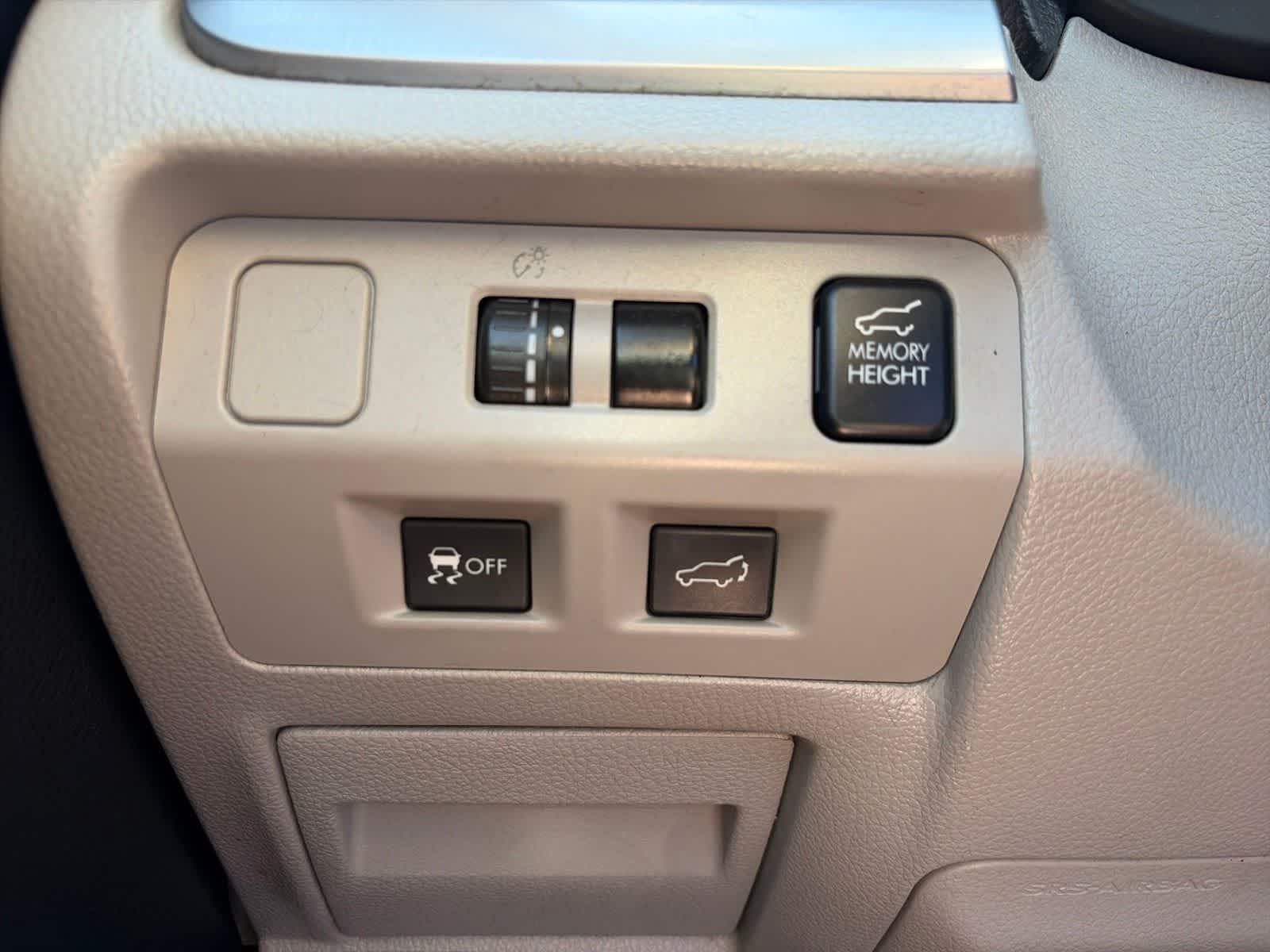 Thumbnail: 2015 Subaru Forester - 32