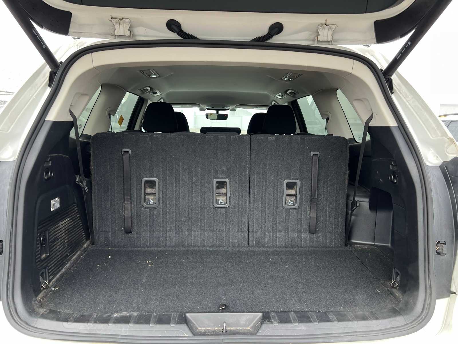 Thumbnail: 2022 Subaru Ascent - 8