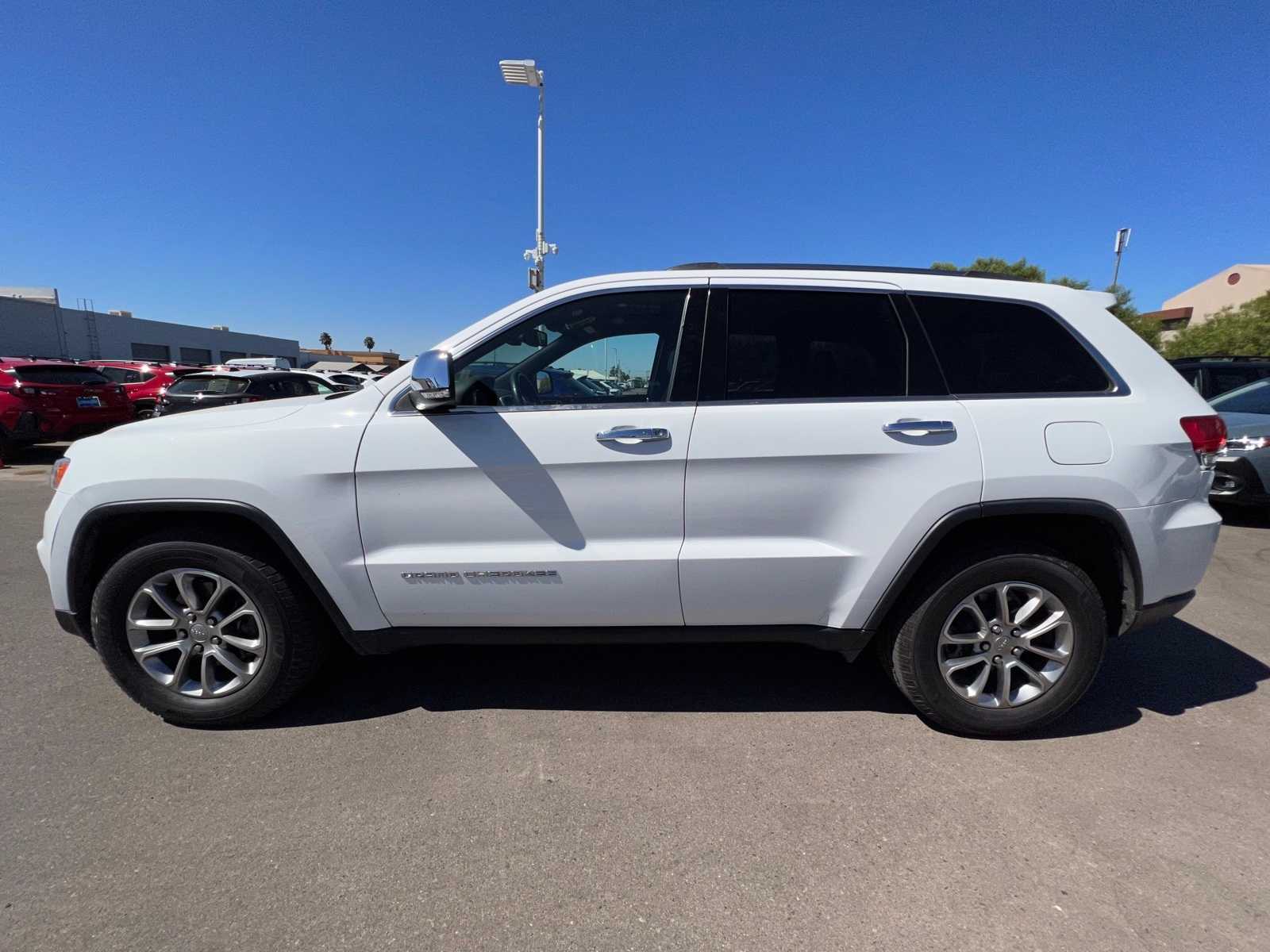 Thumbnail: 2015 Jeep Grand Cherokee - 2