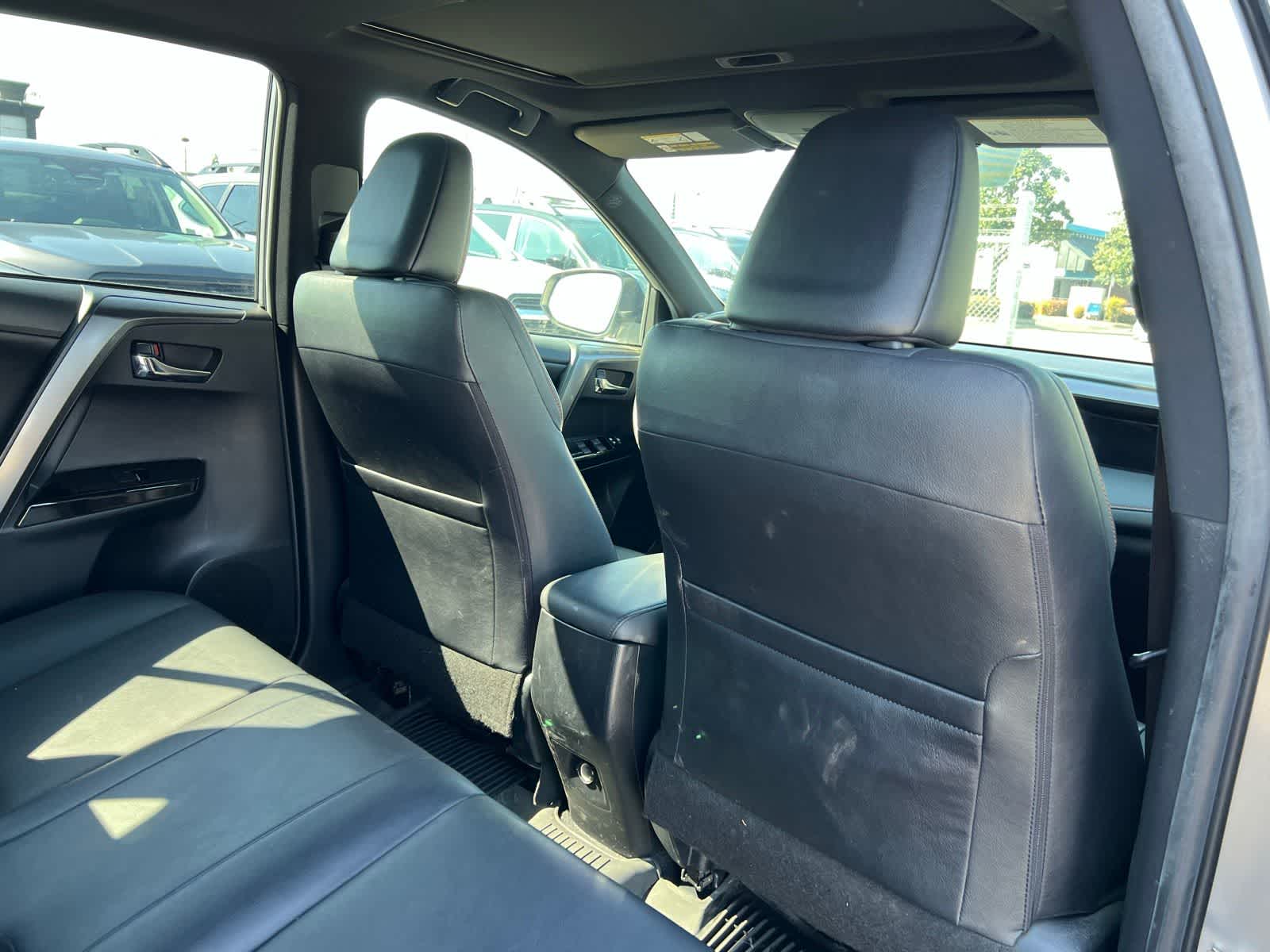 Thumbnail: 2017 Toyota RAV4 - 21