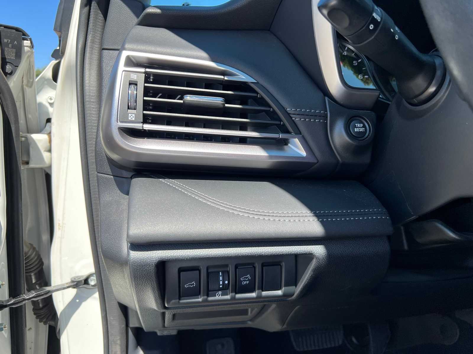 2022 Subaru Outback Limited 29