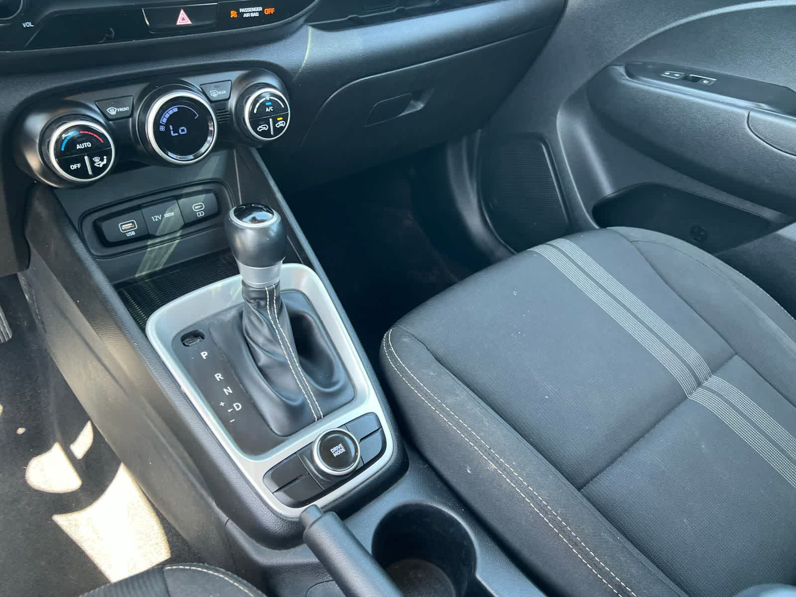 Thumbnail: 2023 Hyundai Venue - 40