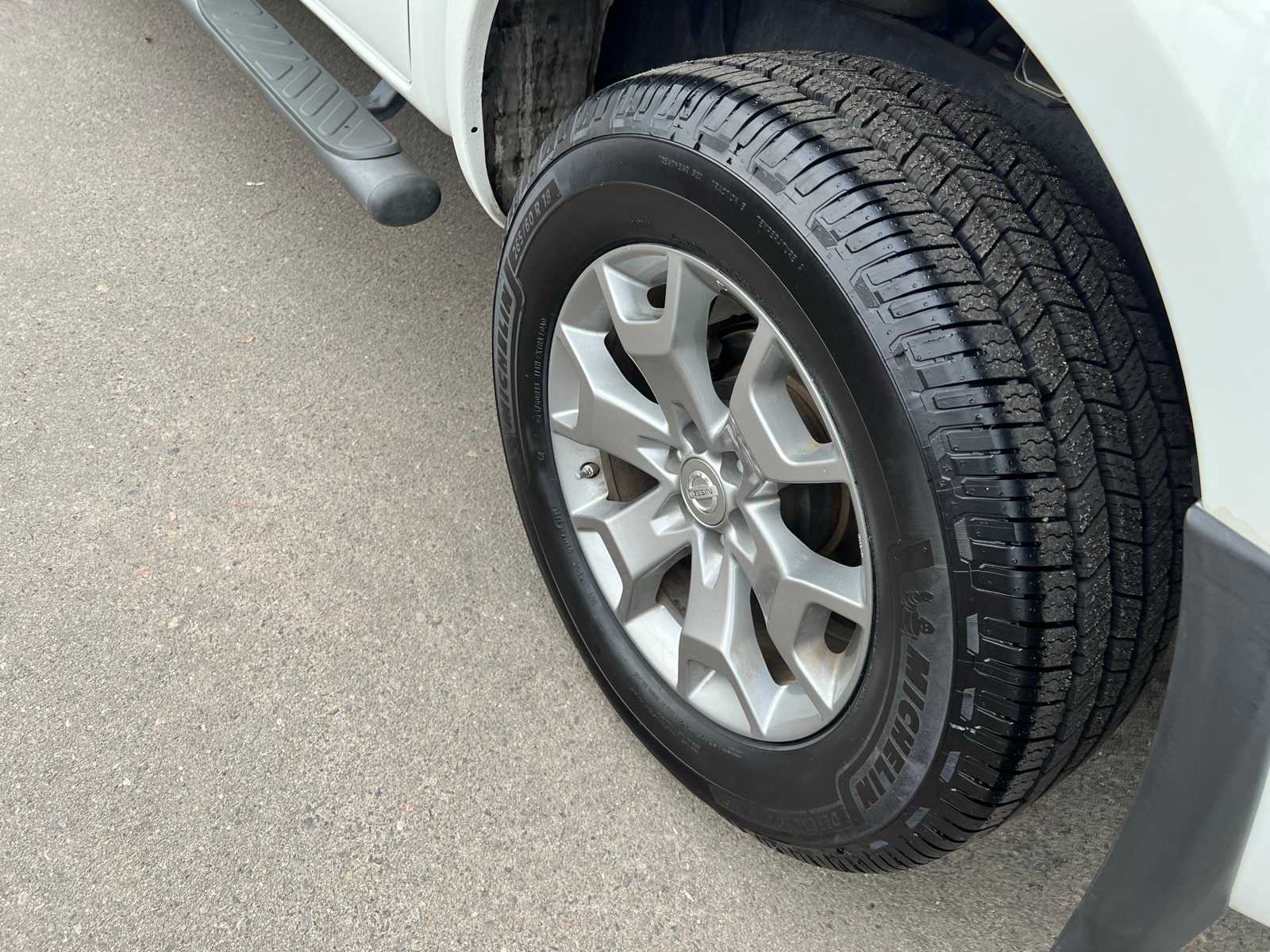 Thumbnail: 2019 Nissan Frontier - 17