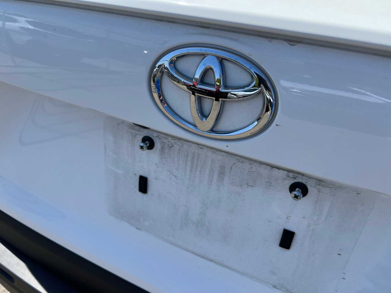 Thumbnail: 2021 Toyota RAV4 - 6
