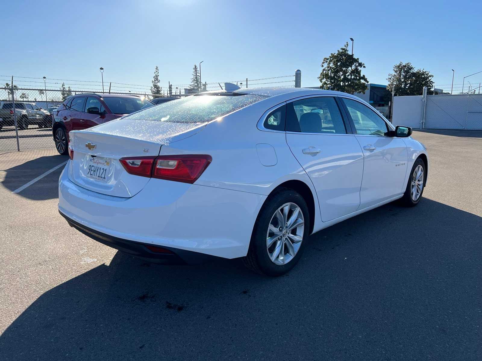 Thumbnail: 2023 Chevrolet Malibu - 9