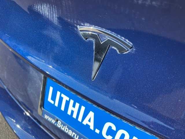 Thumbnail: 2022 Tesla Model 3 - 5