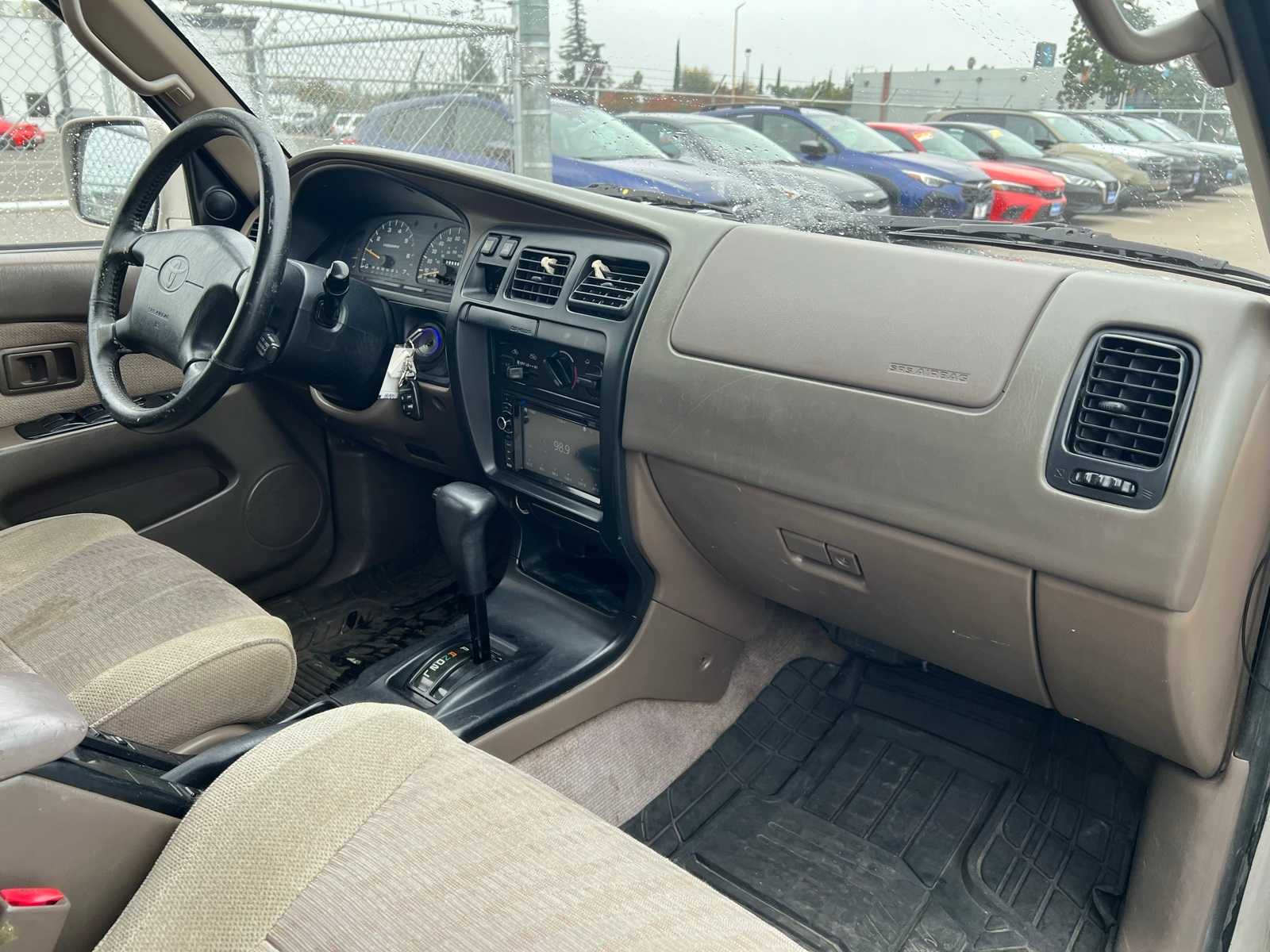 Thumbnail: 1998 Toyota 4Runner - 24