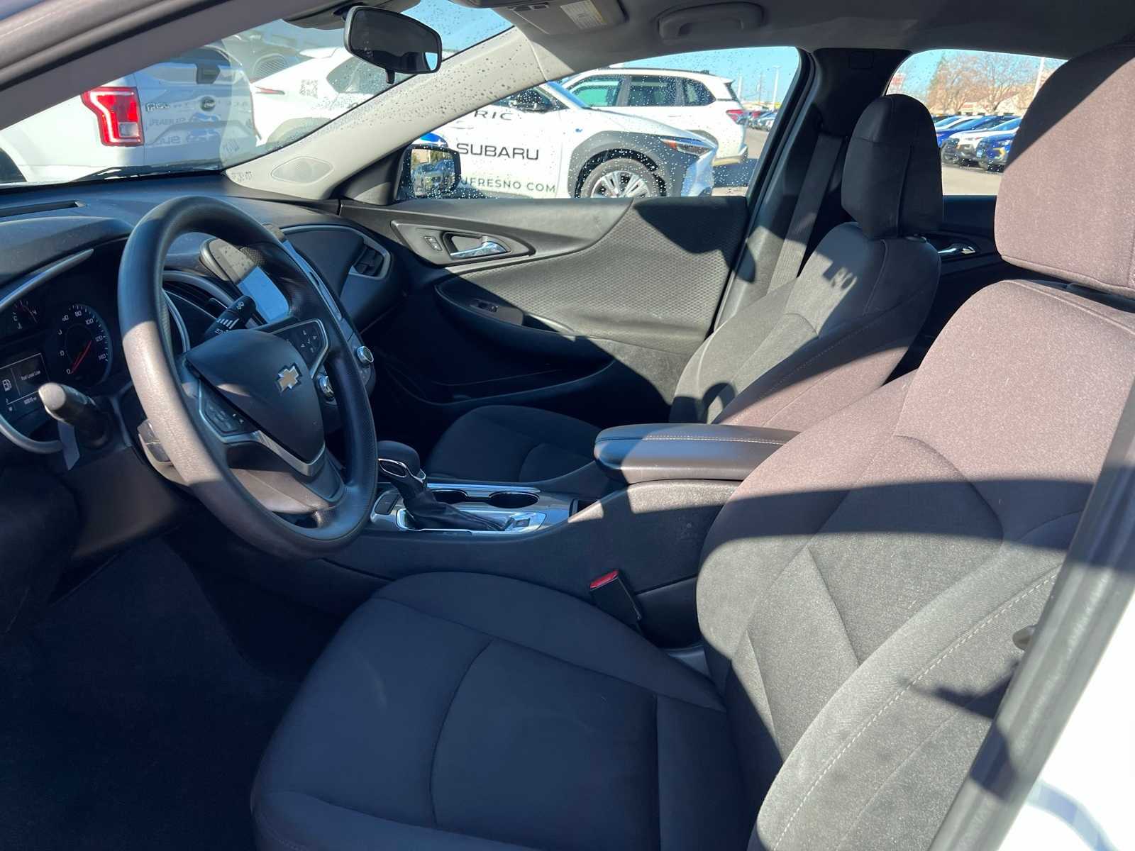 Thumbnail: 2023 Chevrolet Malibu - 15