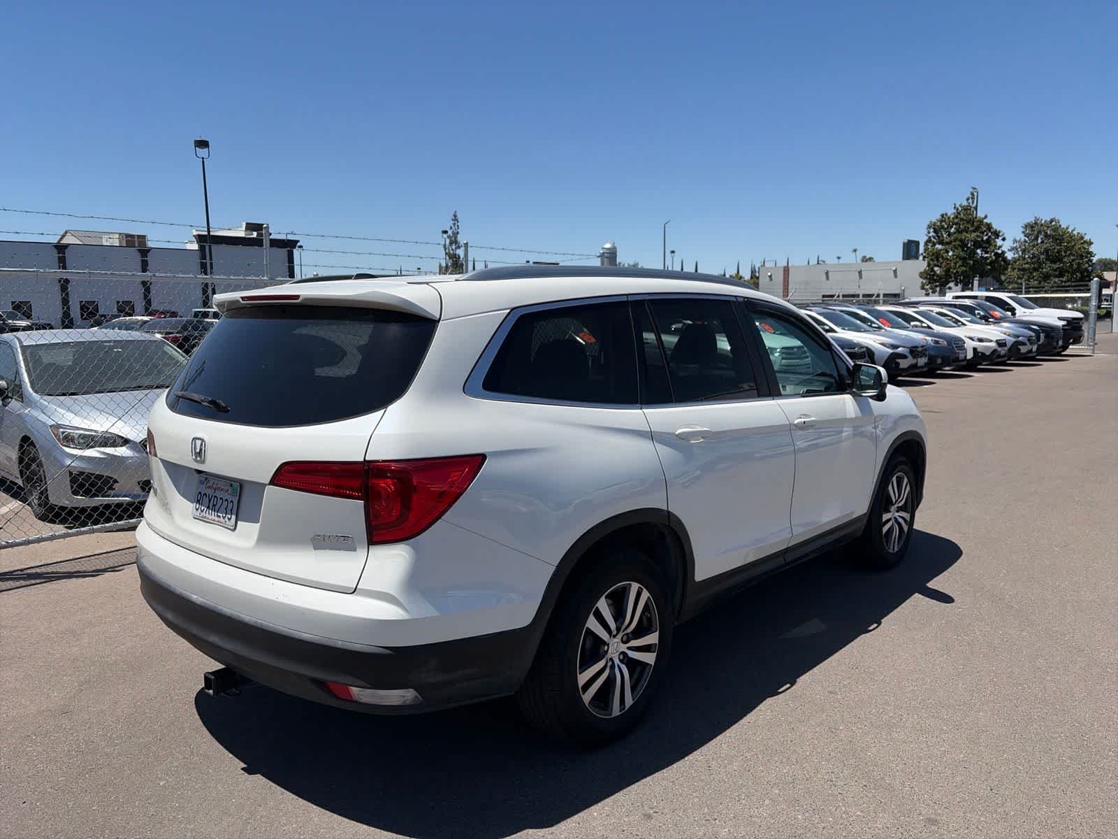 Thumbnail: 2018 Honda Pilot - 8