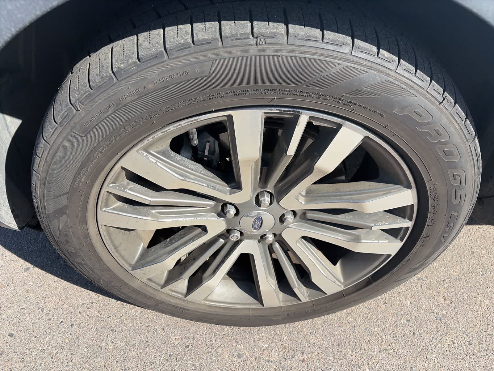 Thumbnail: 2018 Ford Explorer - 30