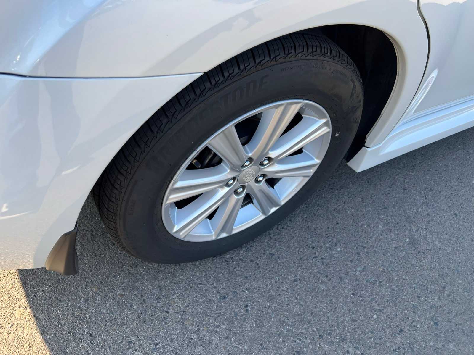 Thumbnail: 2011 Subaru Legacy - 21
