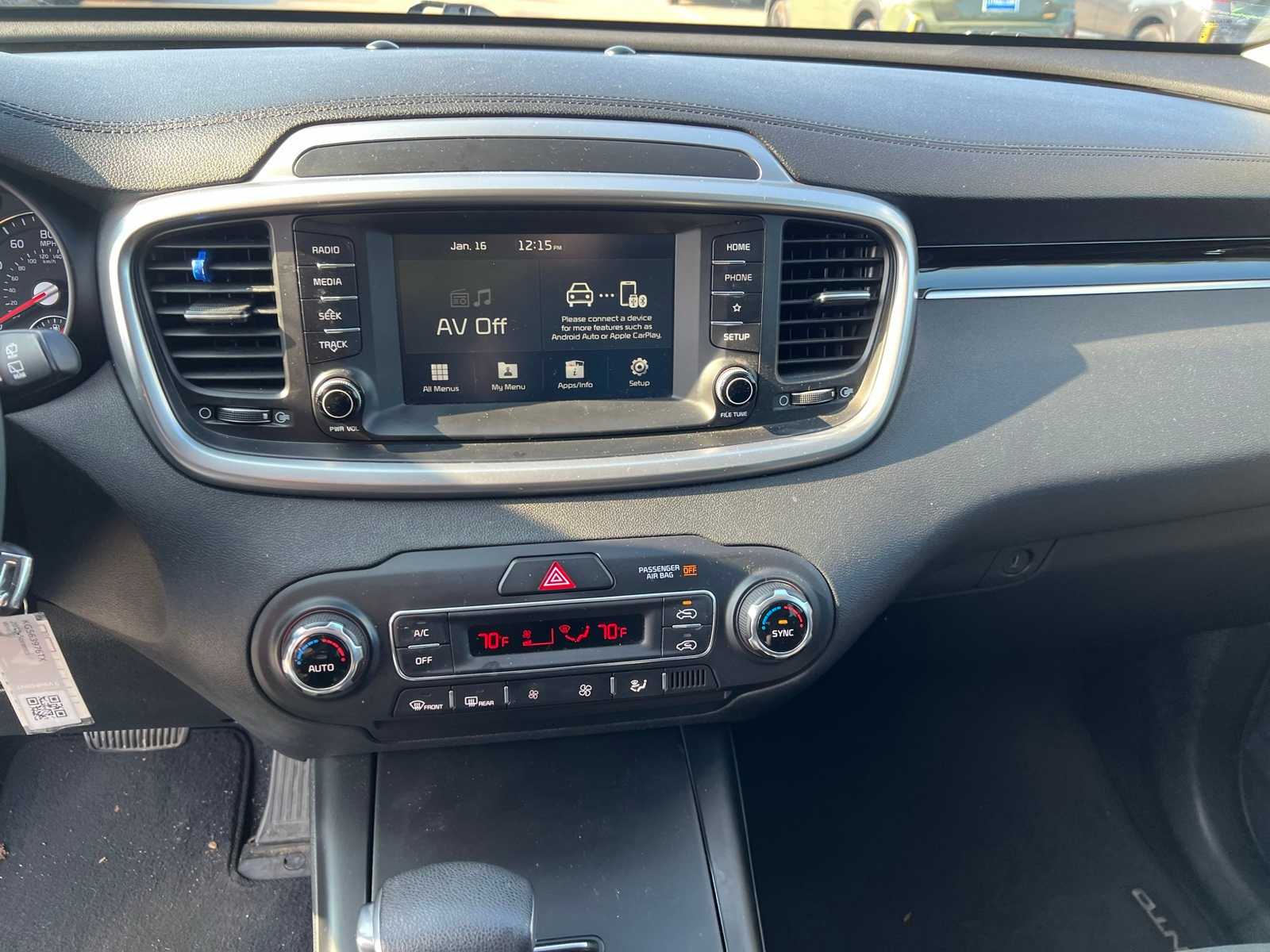 Thumbnail: 2019 Kia Sorento - 31