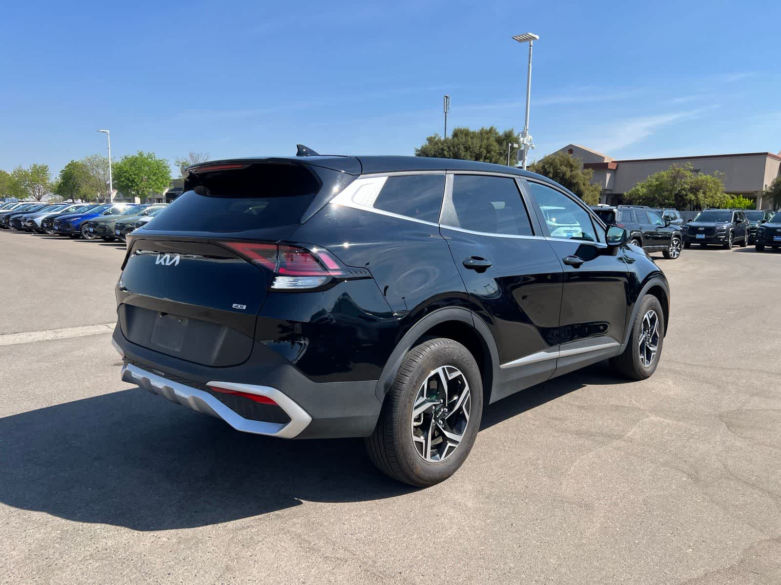 Thumbnail: 2025 Kia Sportage - 9