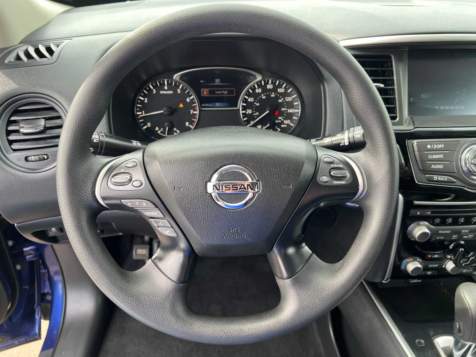 Thumbnail: 2020 Nissan Pathfinder - 33