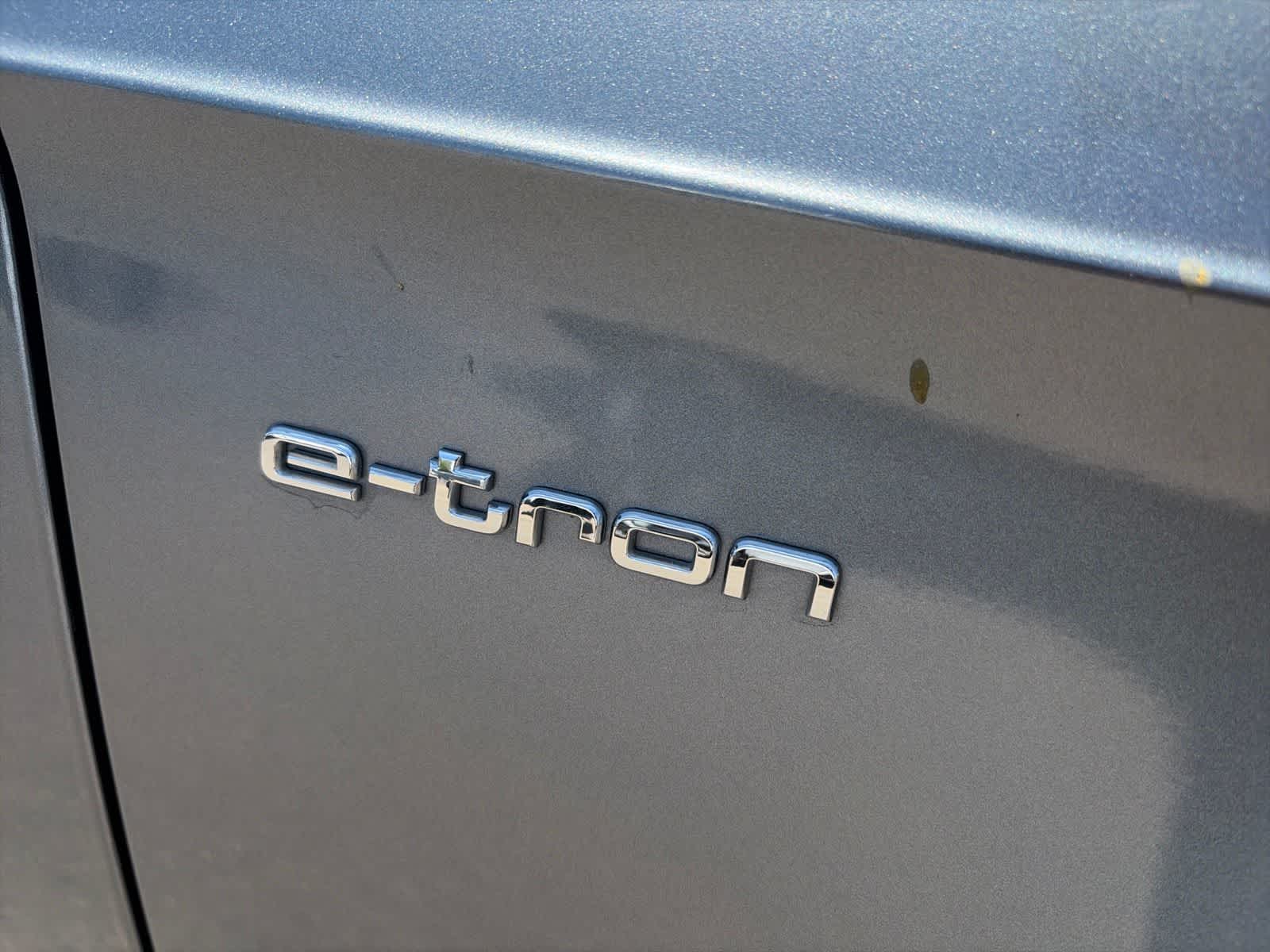 Thumbnail: 2017 Audi A3 e-tron - 7