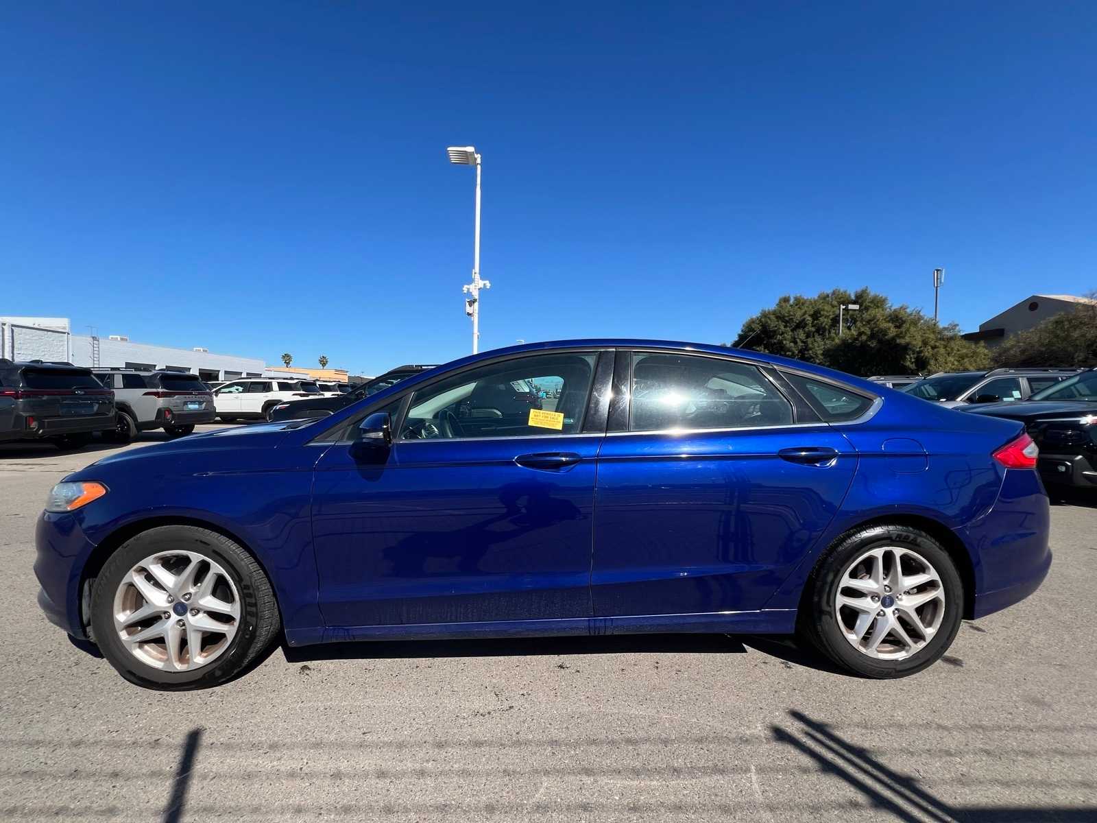 Thumbnail: 2016 Ford Fusion - 3