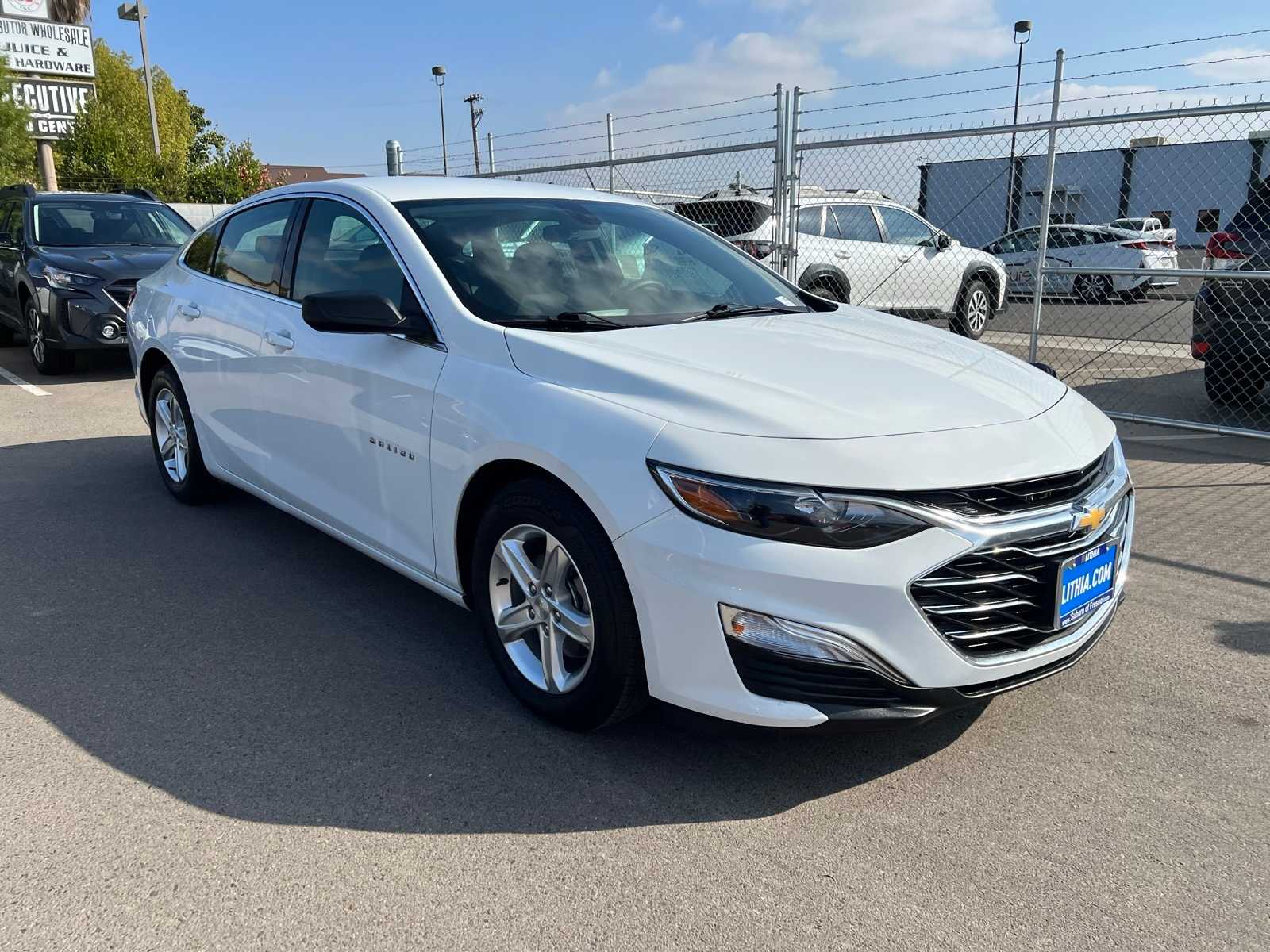 Thumbnail: 2022 Chevrolet Malibu - 10