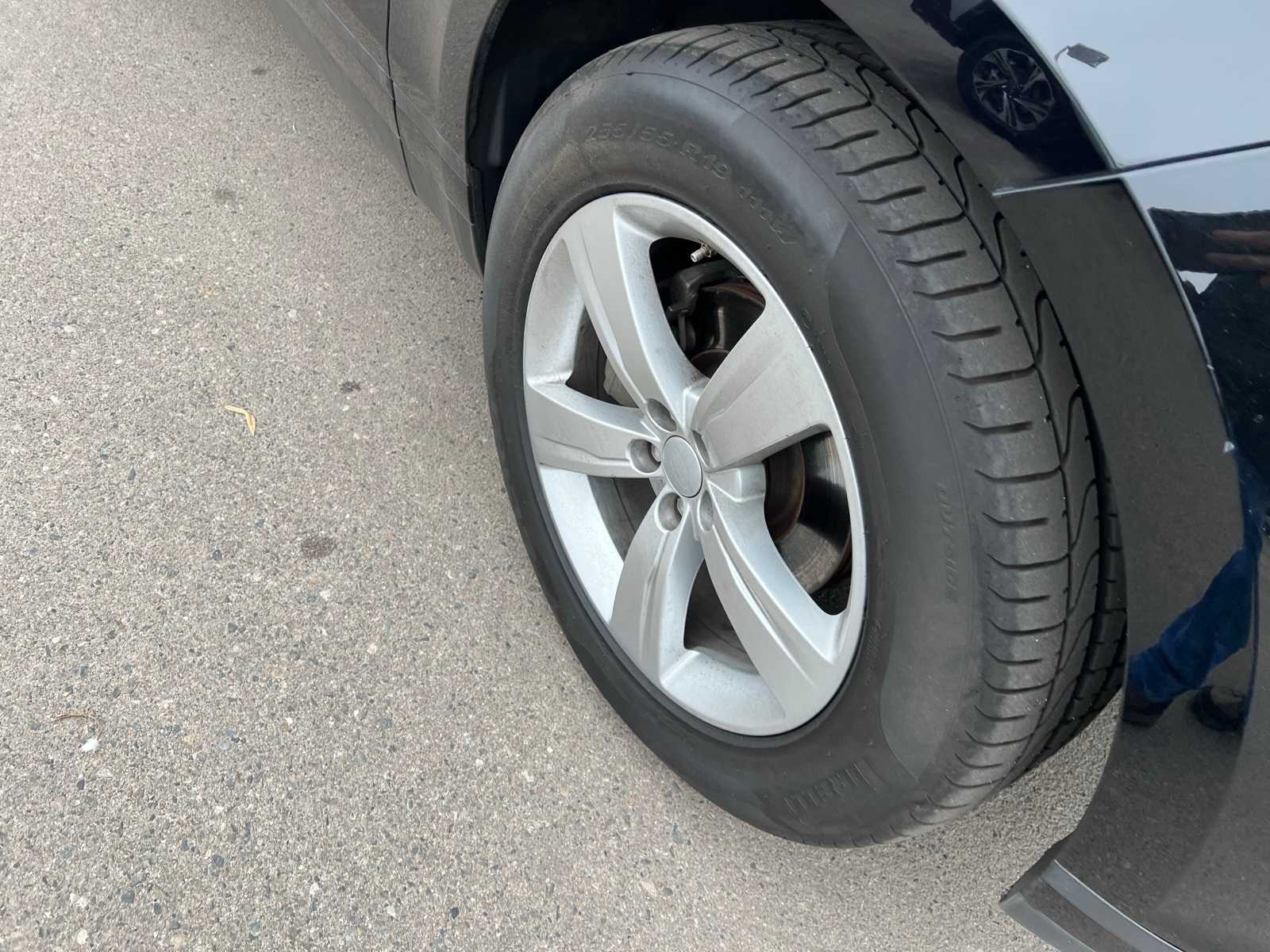 Thumbnail: 2020 Land Rover Range Rover Velar - 25