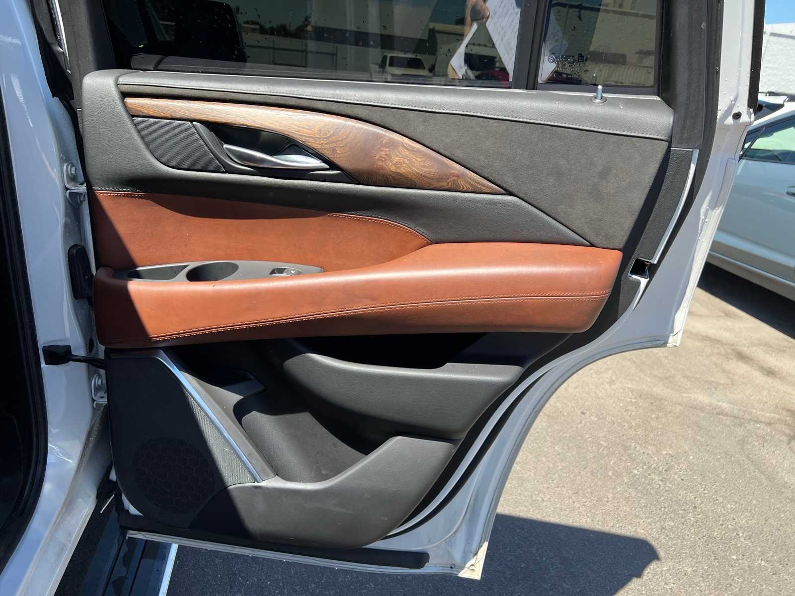 Thumbnail: 2018 Cadillac Escalade - 23