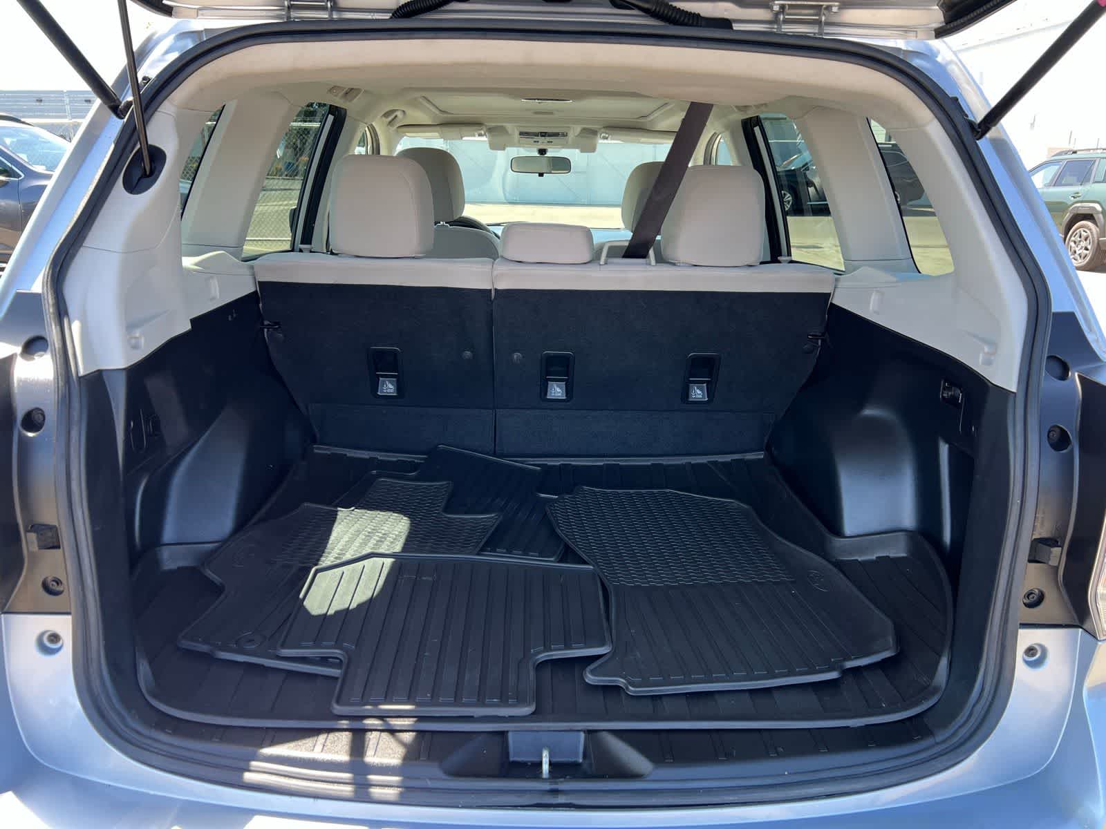 Thumbnail: 2018 Subaru Forester - 8