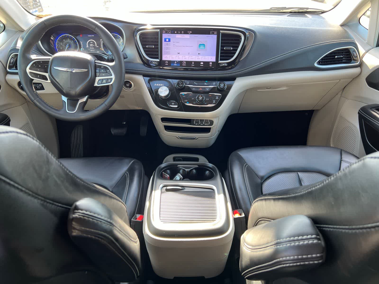 Thumbnail: 2023 Chrysler Pacifica - 28