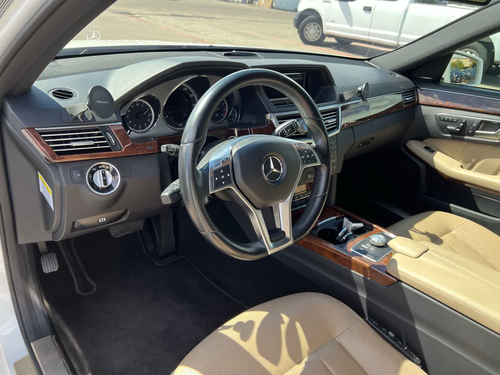 Thumbnail: 2013 Mercedes-Benz E-Class - 12