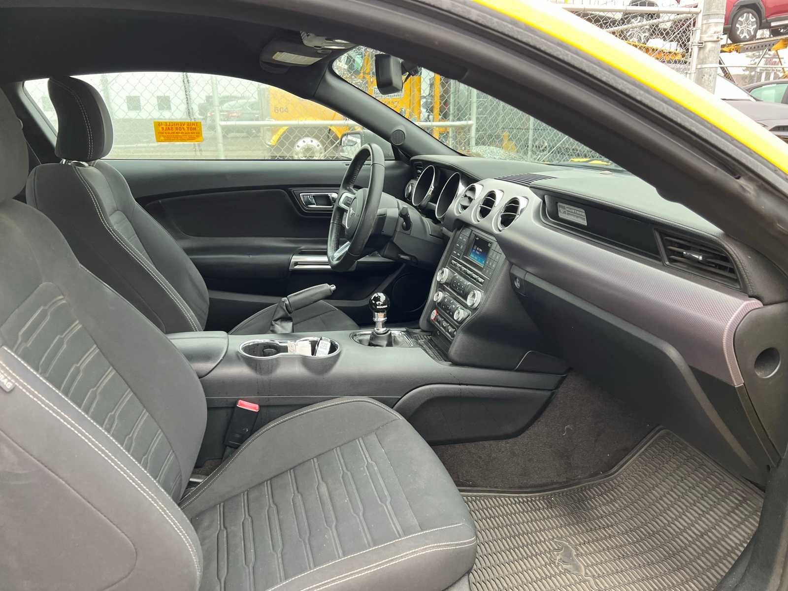 Thumbnail: 2015 Ford Mustang - 25