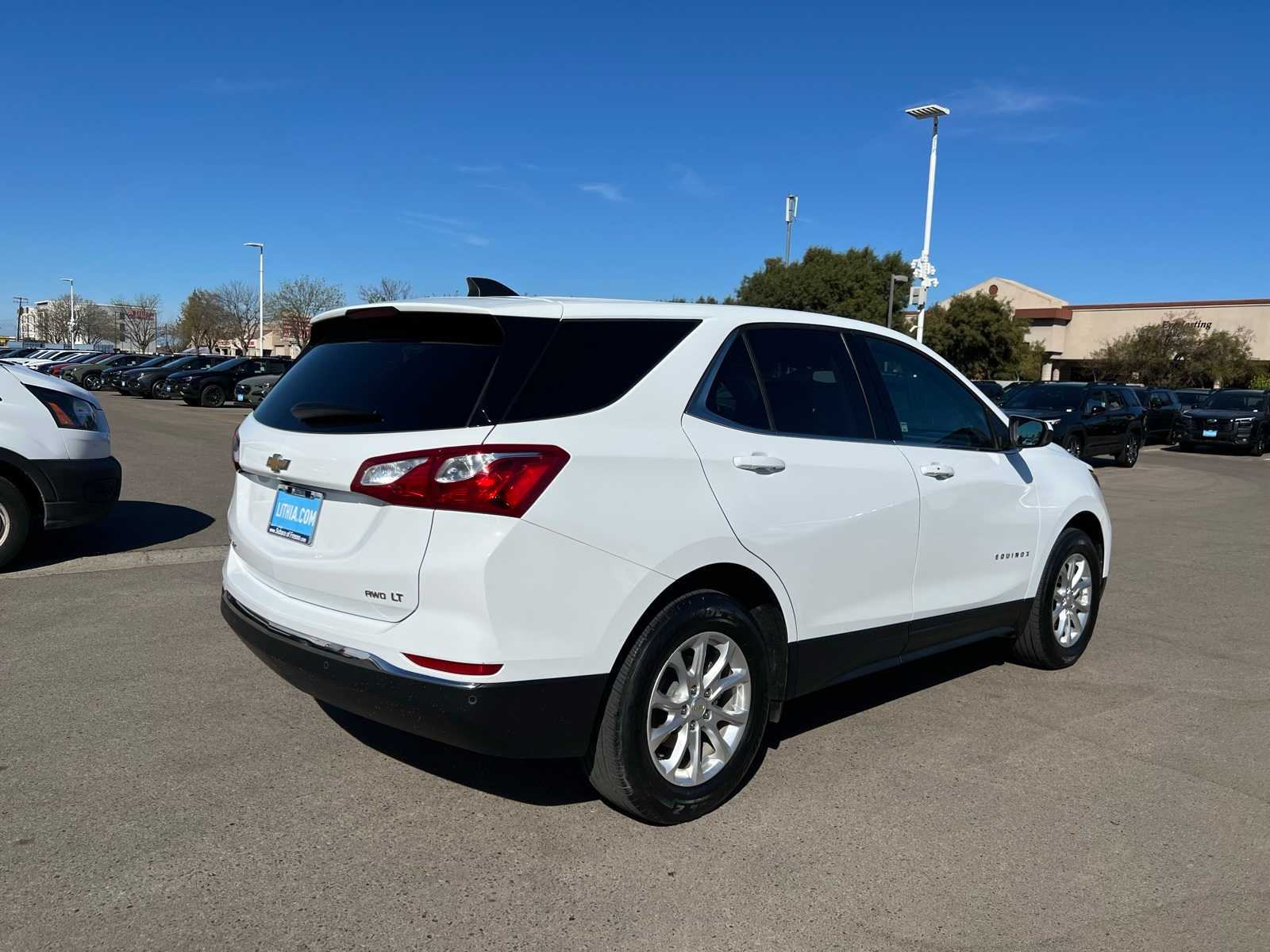 Thumbnail: 2020 Chevrolet Equinox - 9