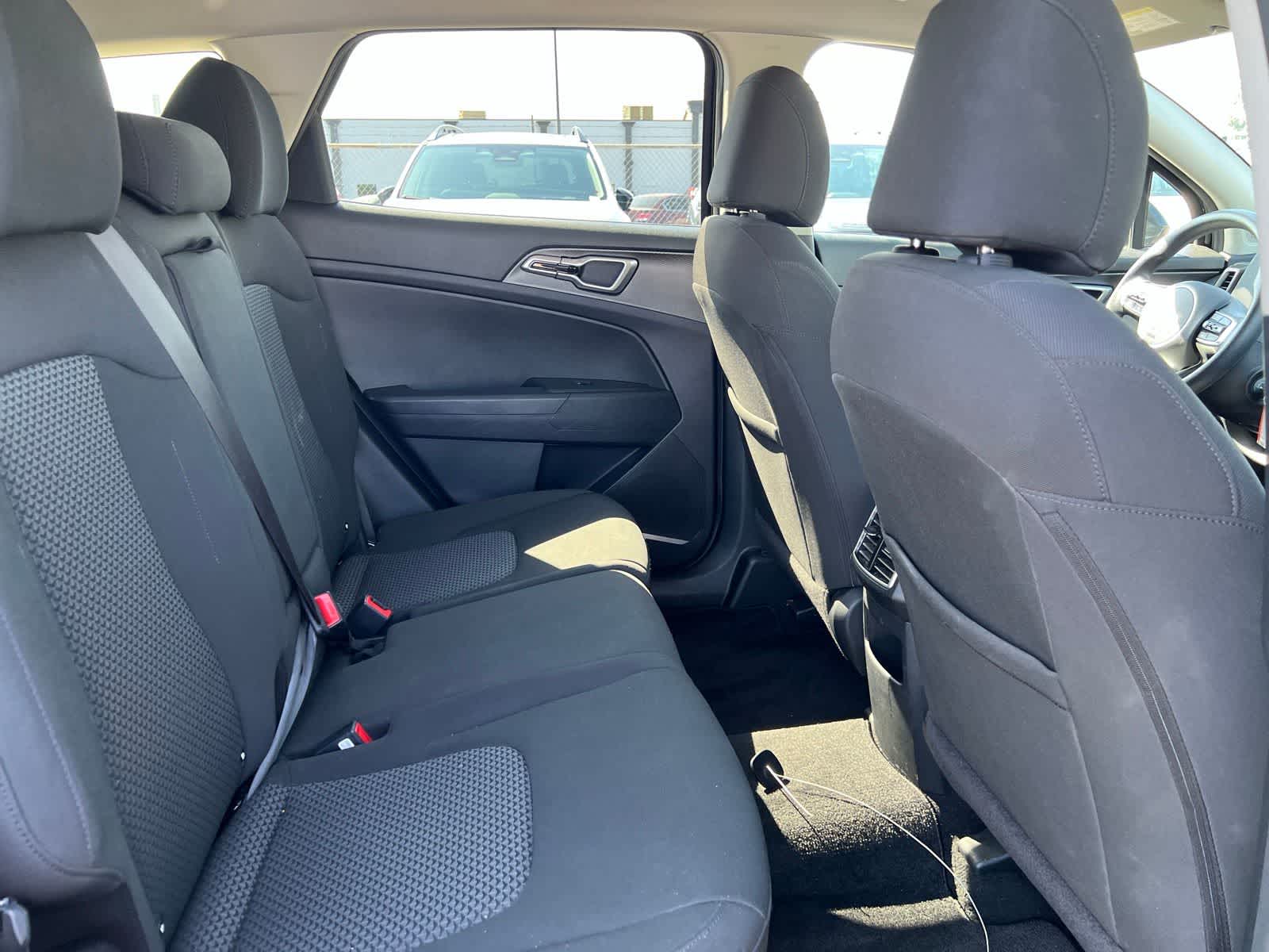 Thumbnail: 2025 Kia Sportage - 23