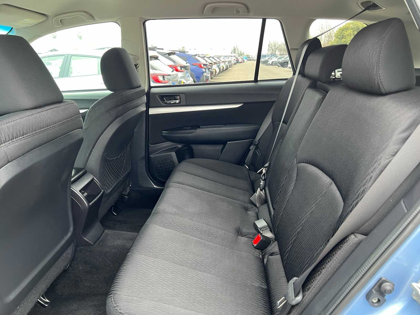 Thumbnail: 2011 Subaru Outback - 19