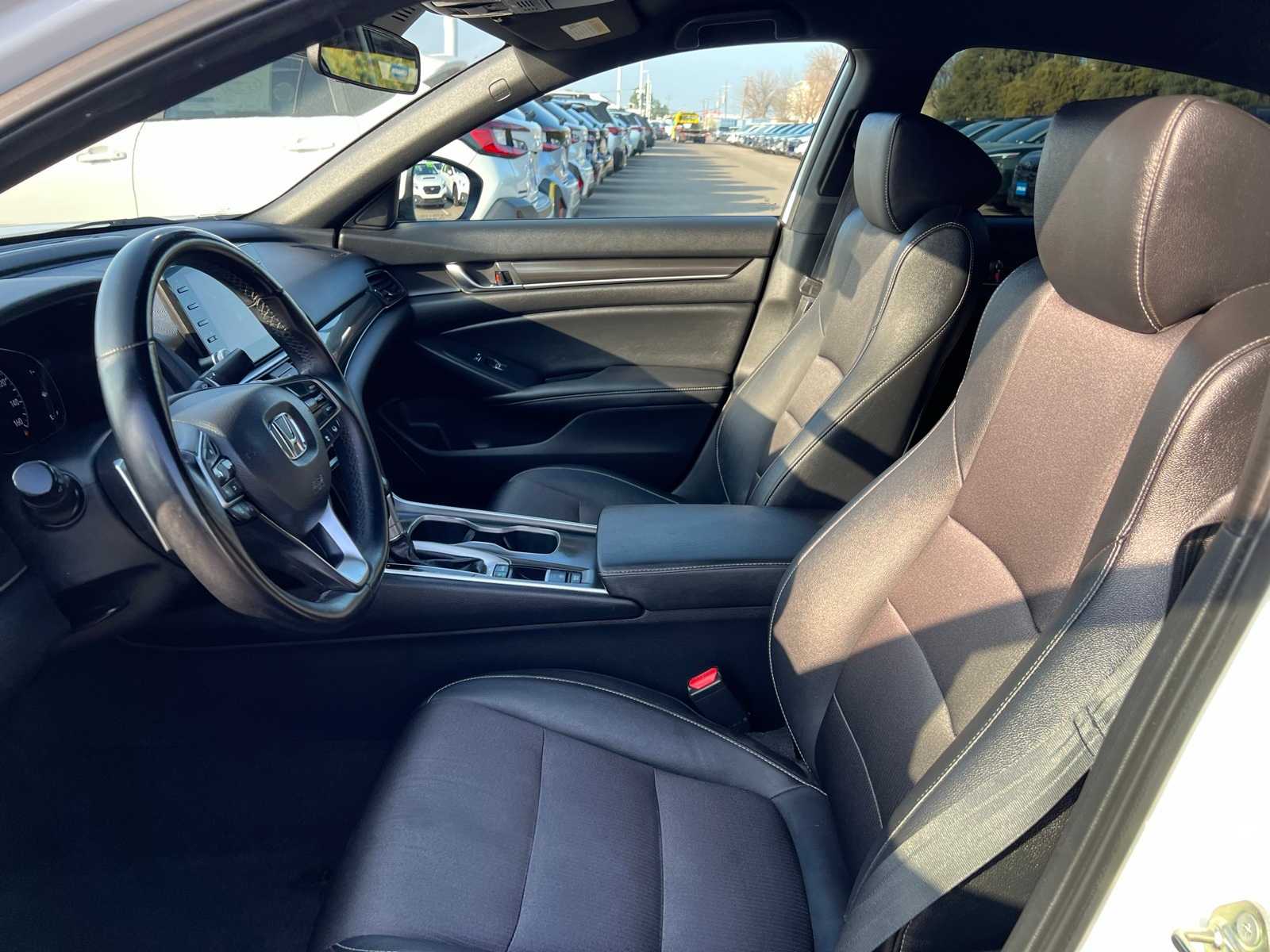 Thumbnail: 2019 Honda Accord - 15