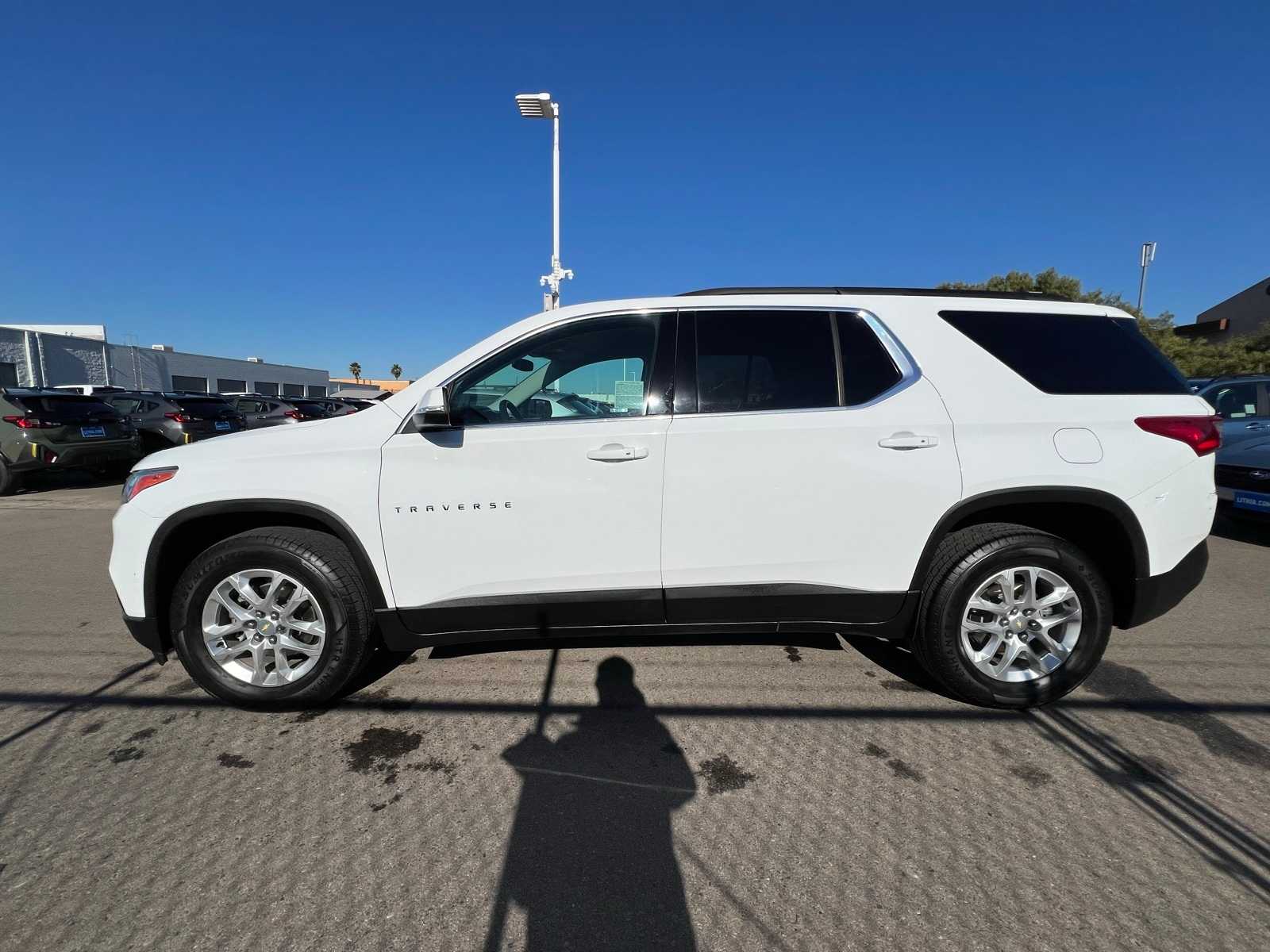 Thumbnail: 2021 Chevrolet Traverse - 2