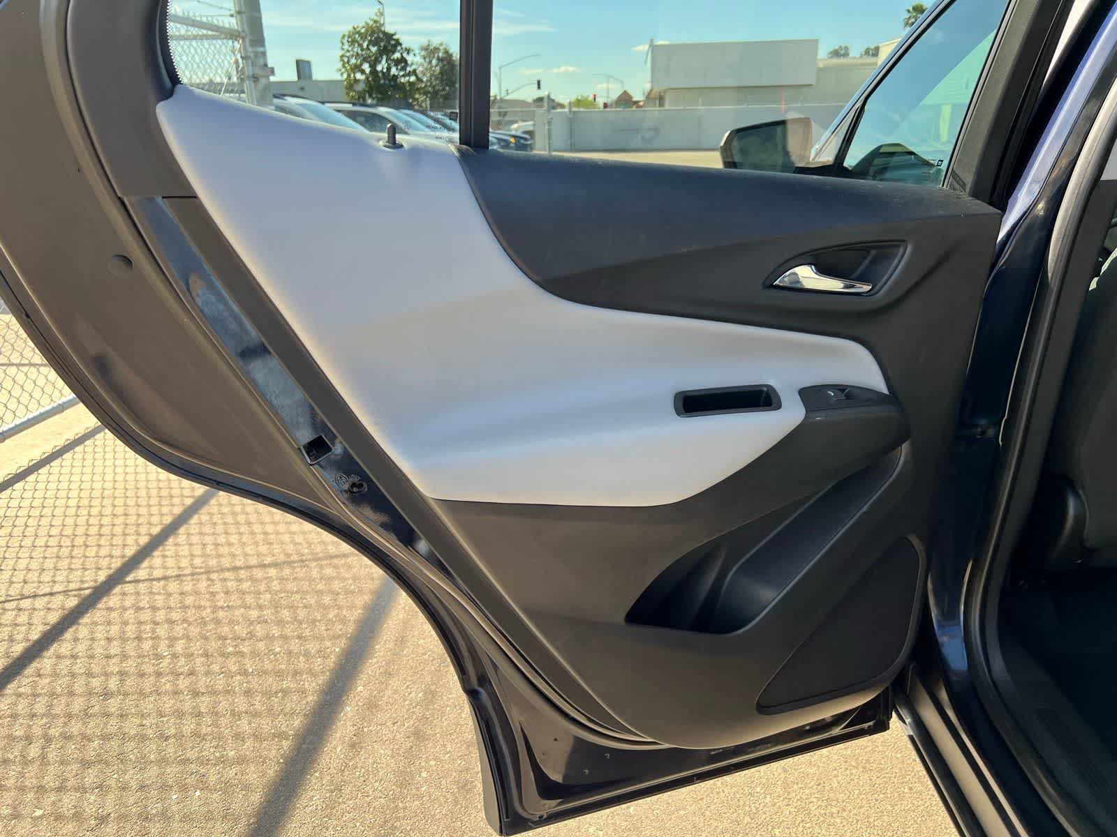 Thumbnail: 2020 Chevrolet Equinox - 21