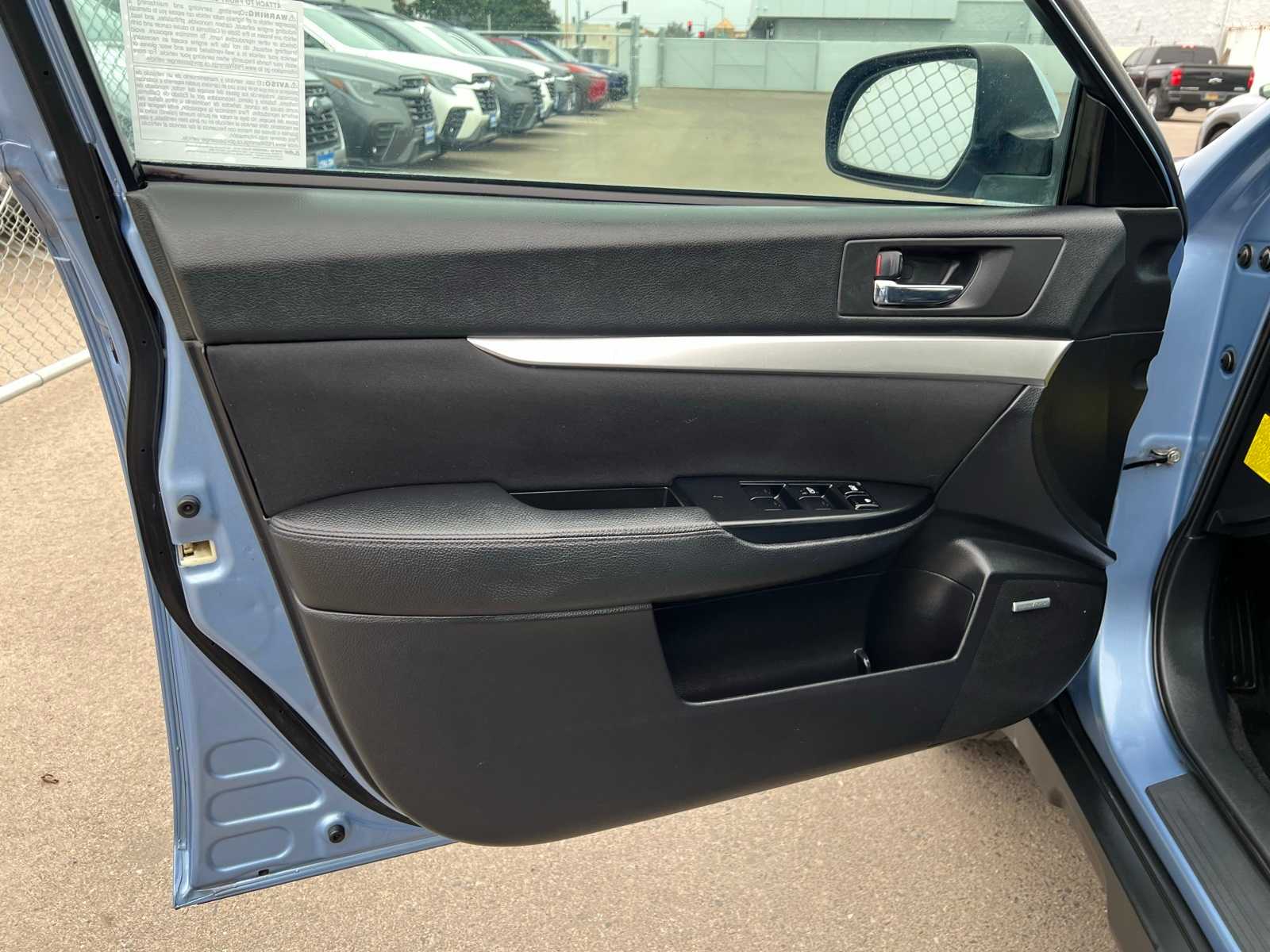 Thumbnail: 2011 Subaru Outback - 16