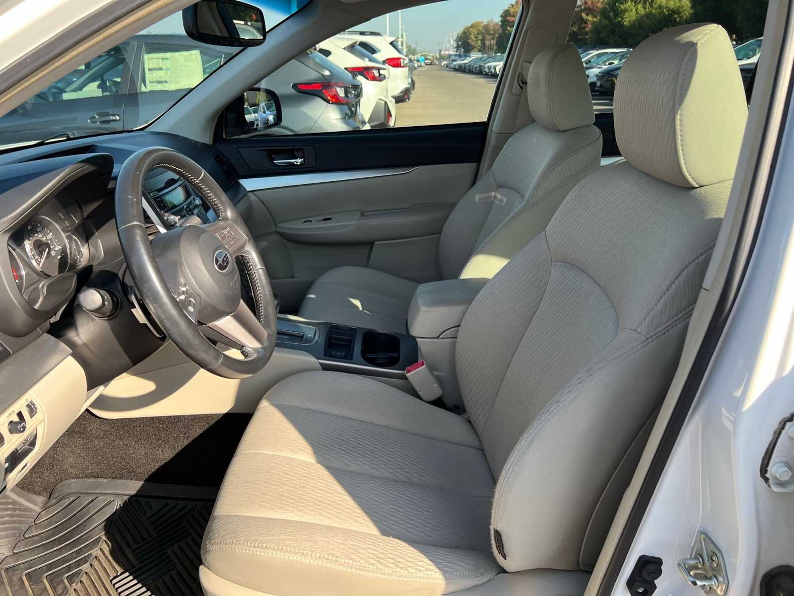 Thumbnail: 2011 Subaru Legacy - 15
