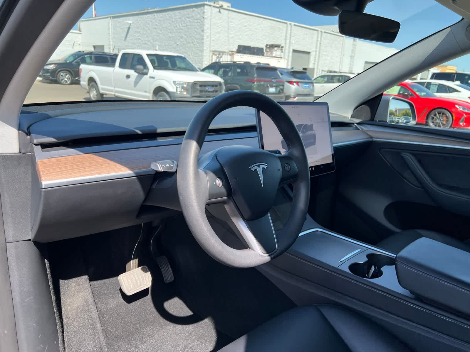 Thumbnail: 2025 Tesla Model Y - 13