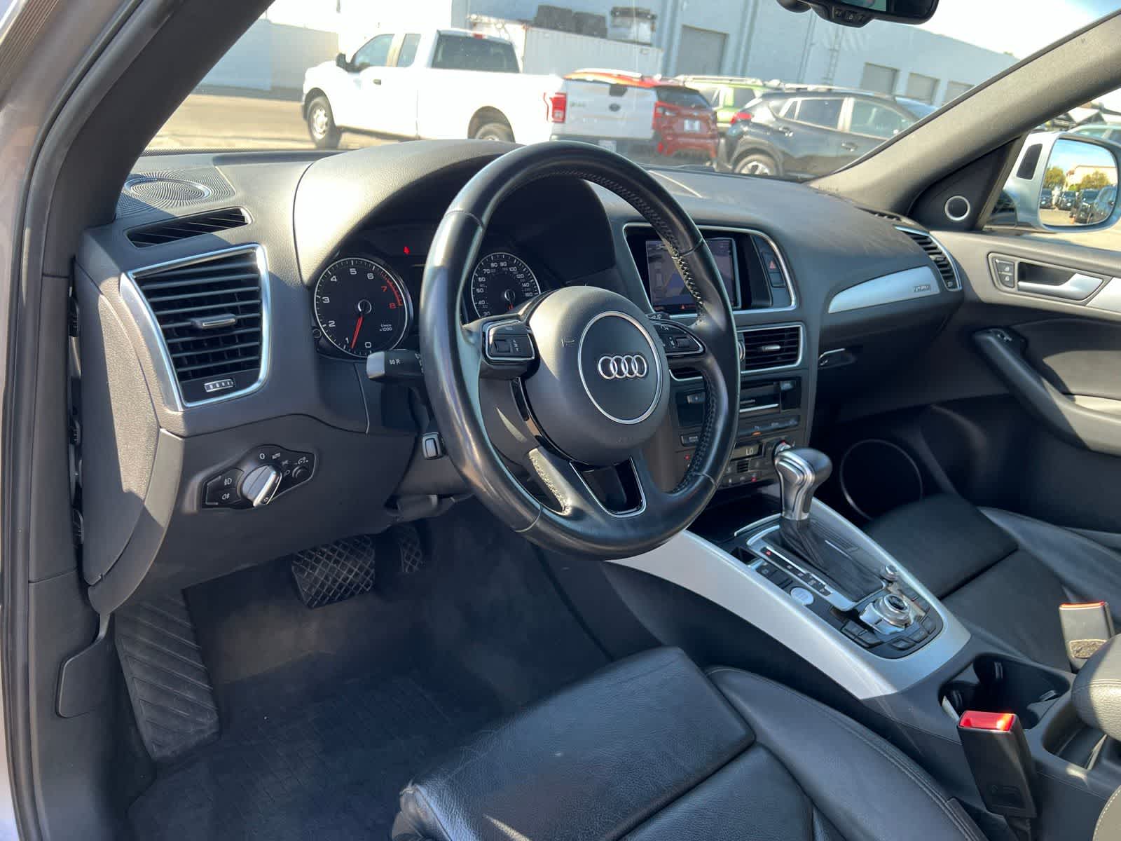 Thumbnail: 2015 Audi Q5 - 14