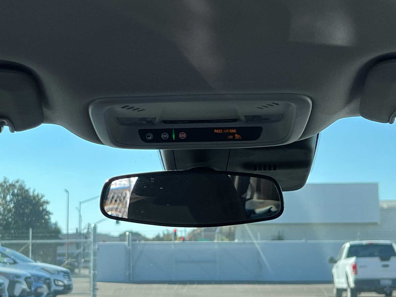 Thumbnail: 2023 Chevrolet Malibu - 30