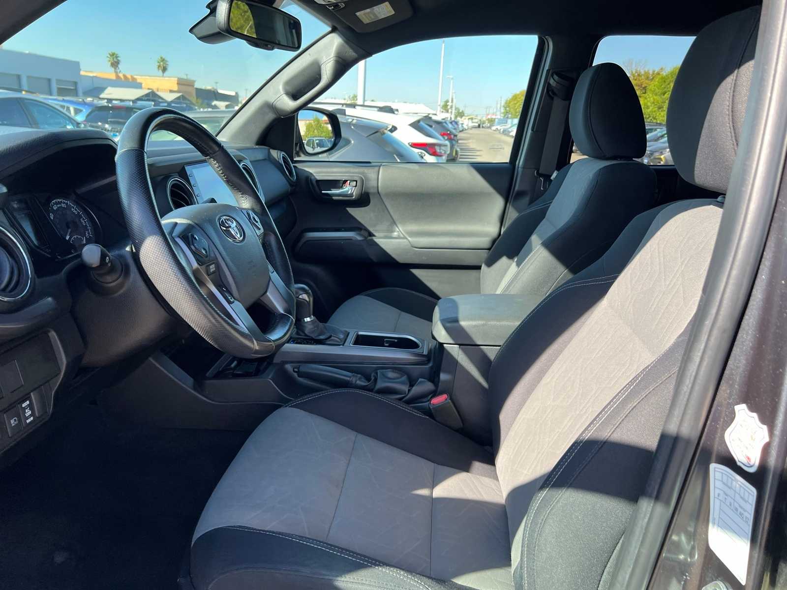 Thumbnail: 2023 Toyota Tacoma - 15