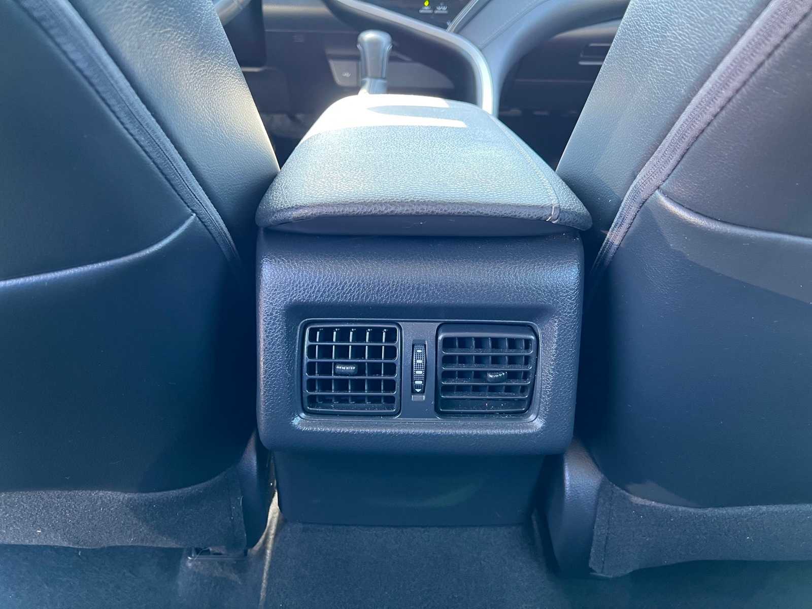 2022 Toyota Camry XSE 31